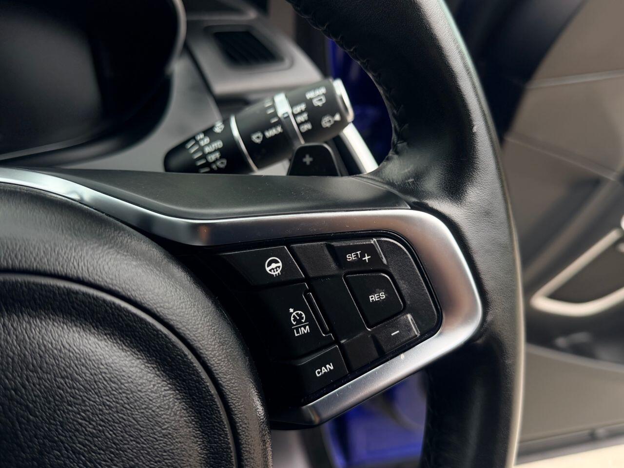 Jaguar E-Pace view 36