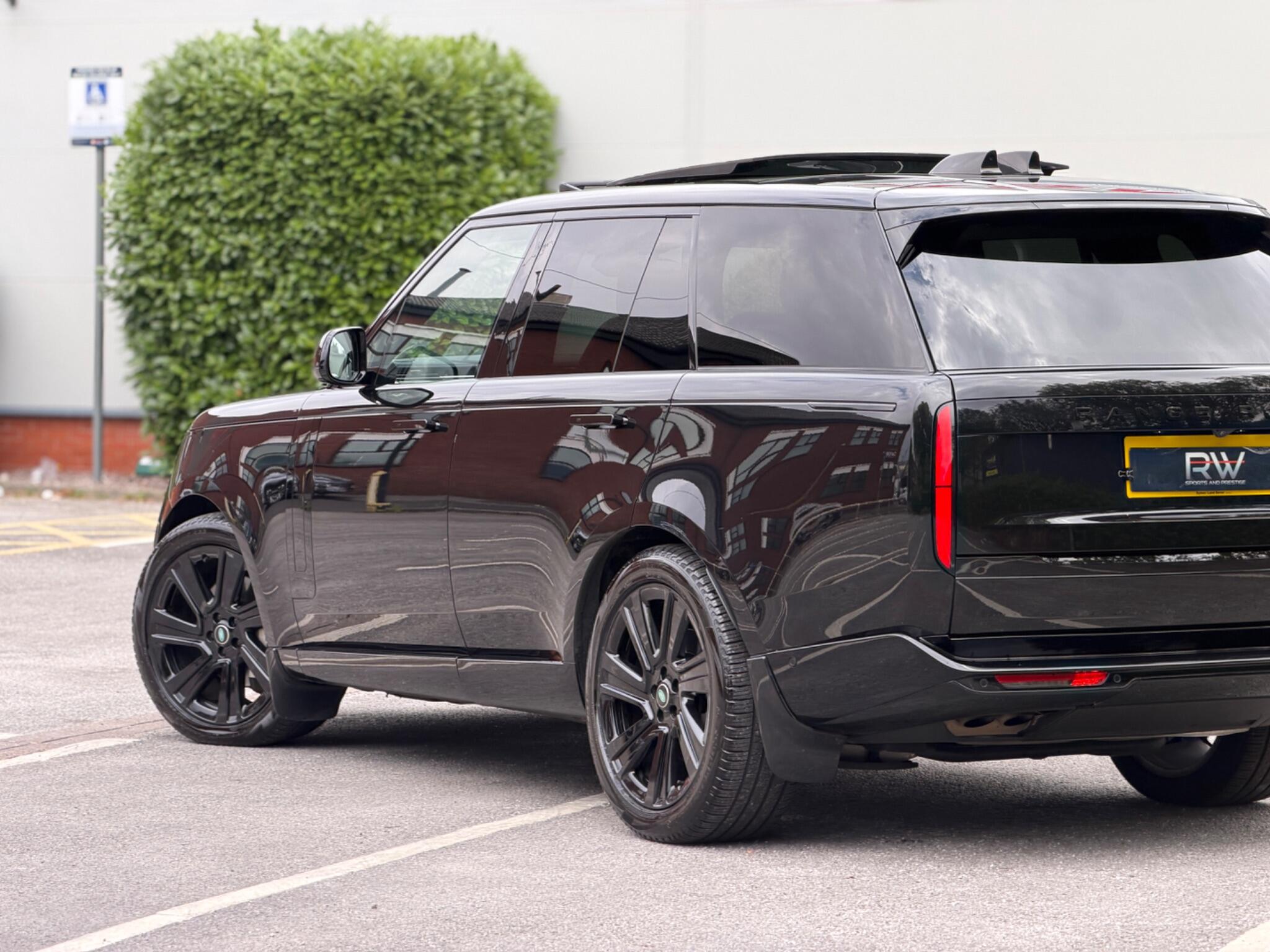 Land Rover Range Rover view 29