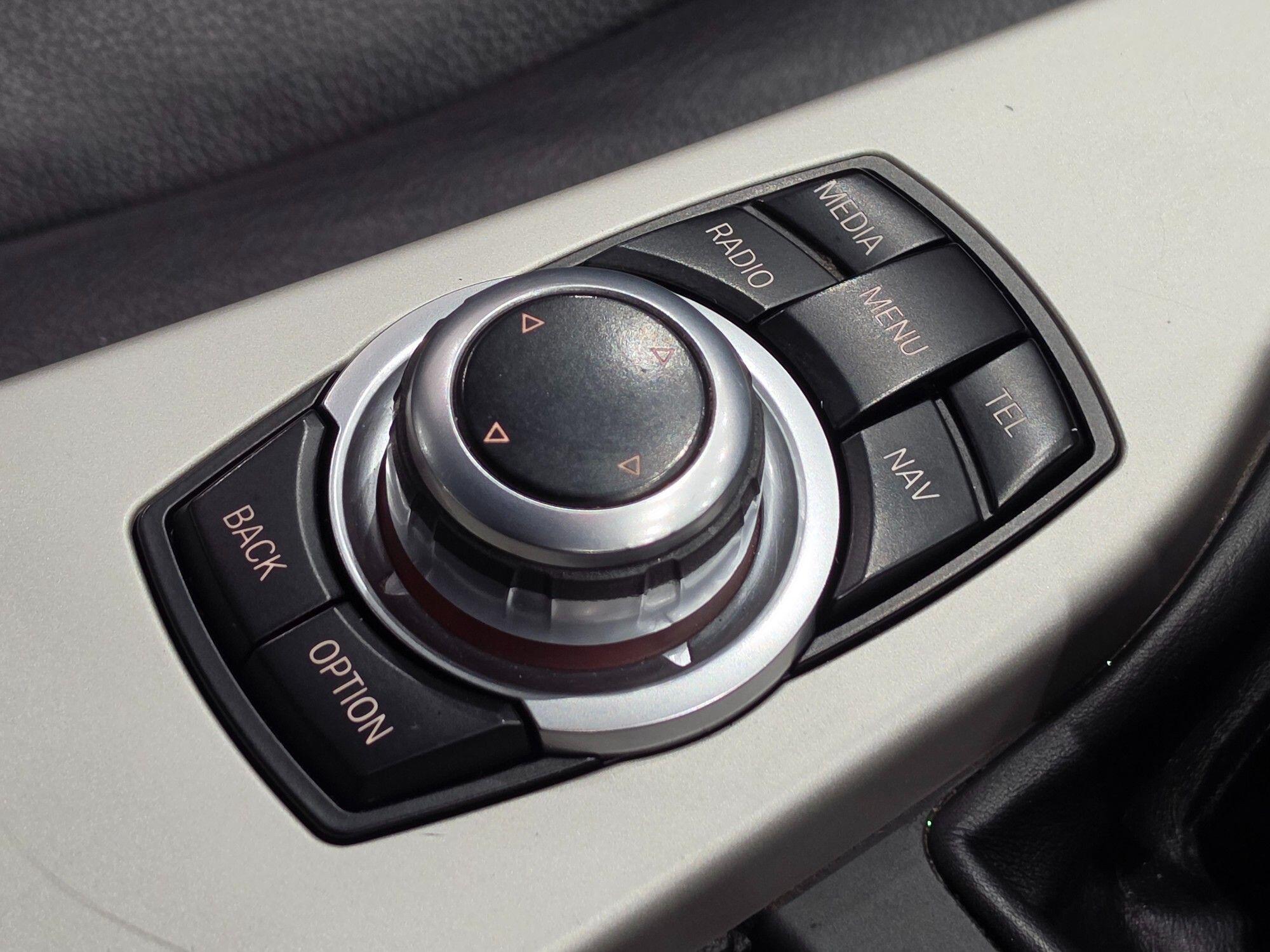 BMW 3 Series view 74