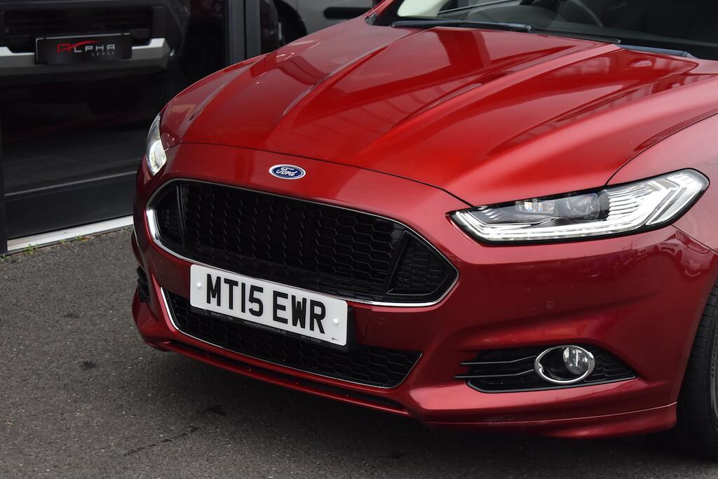 Ford Mondeo view 21