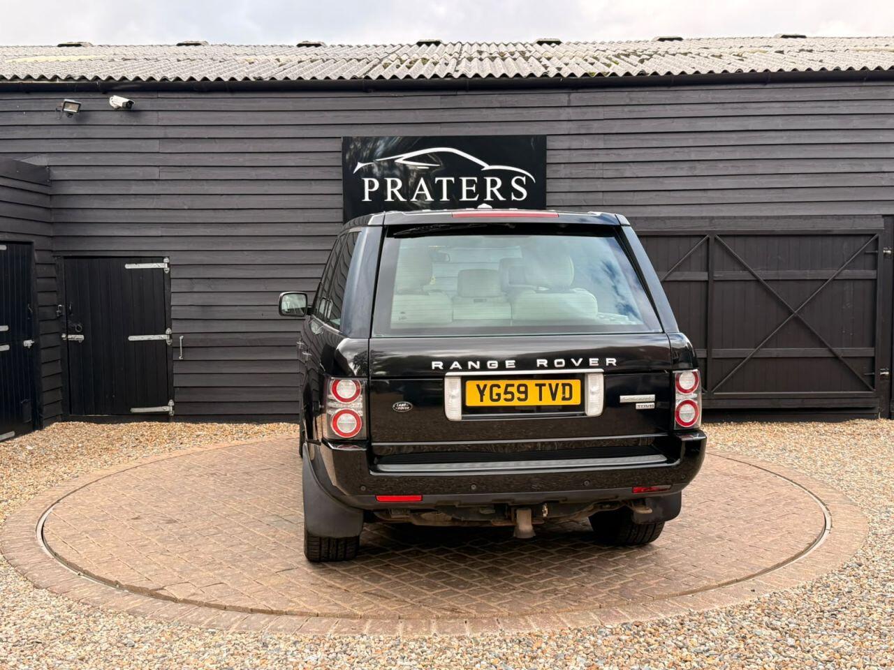 Land Rover Range Rover view 3