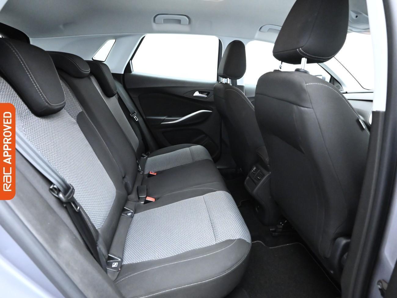 Vauxhall Grandland X view 13