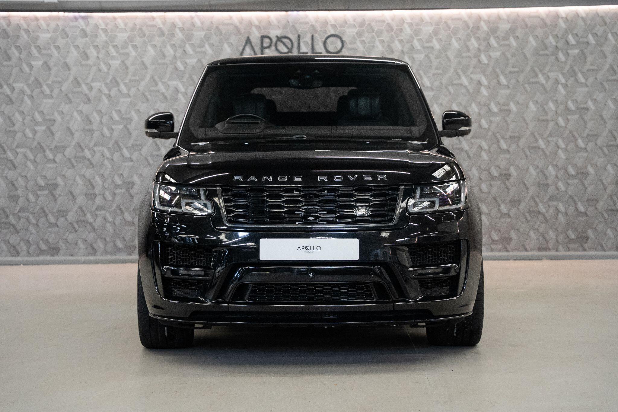 Land Rover Range Rover view 3