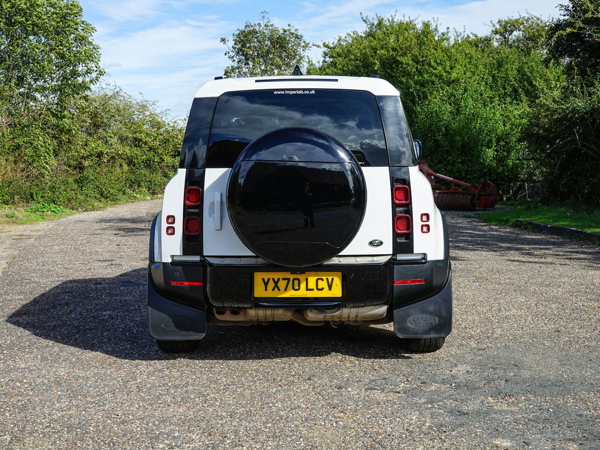 Land Rover Defender view 12