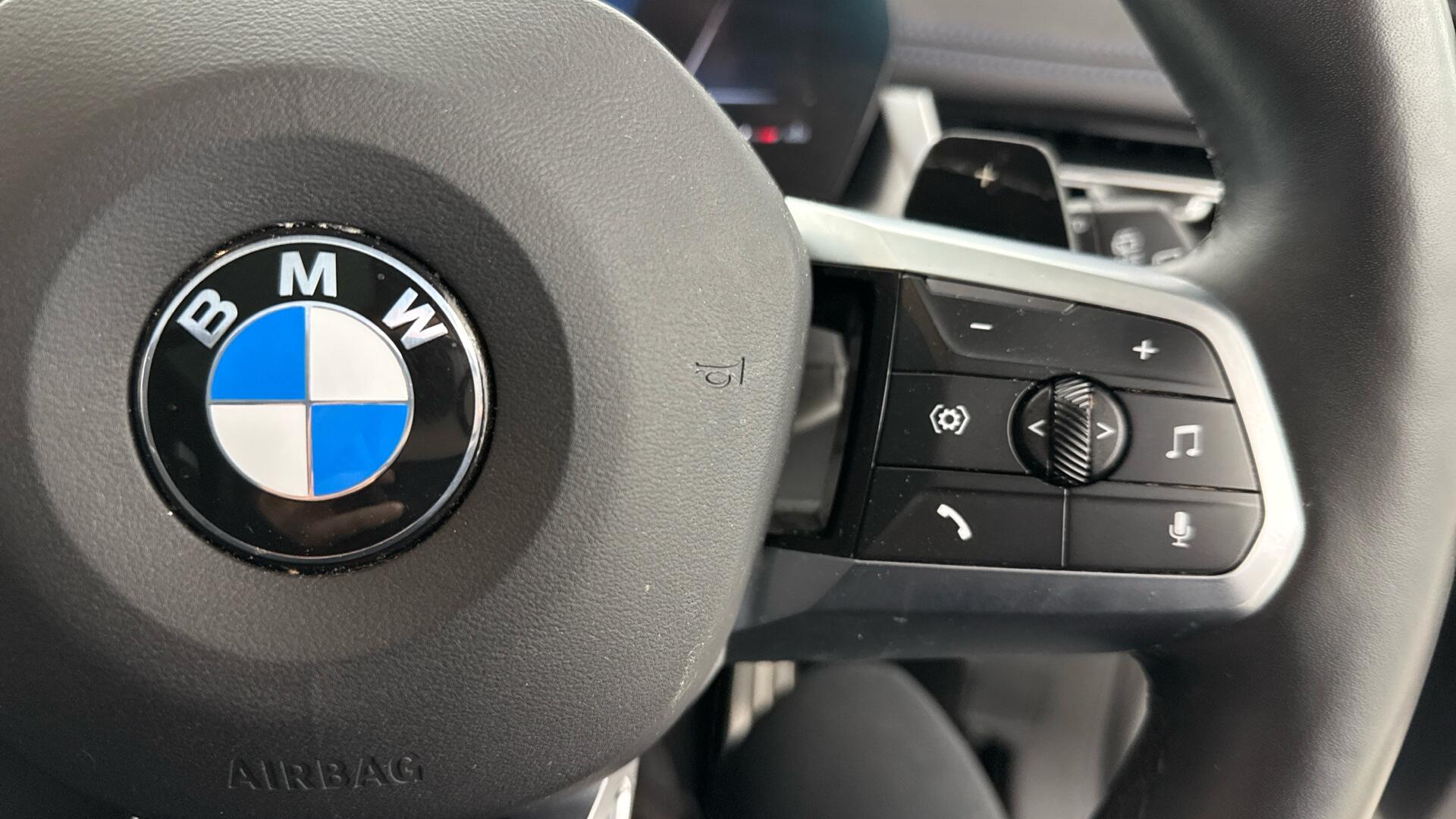 BMW 2 Series view 18