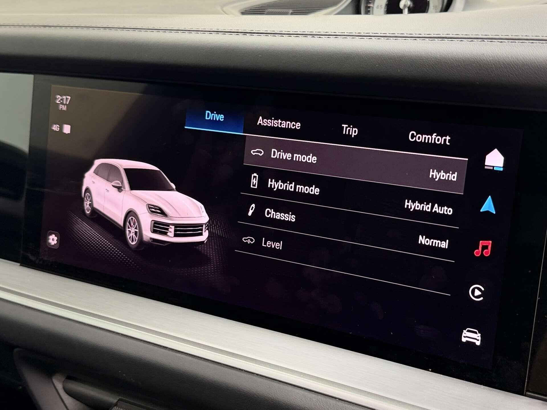 Porsche Cayenne view 48