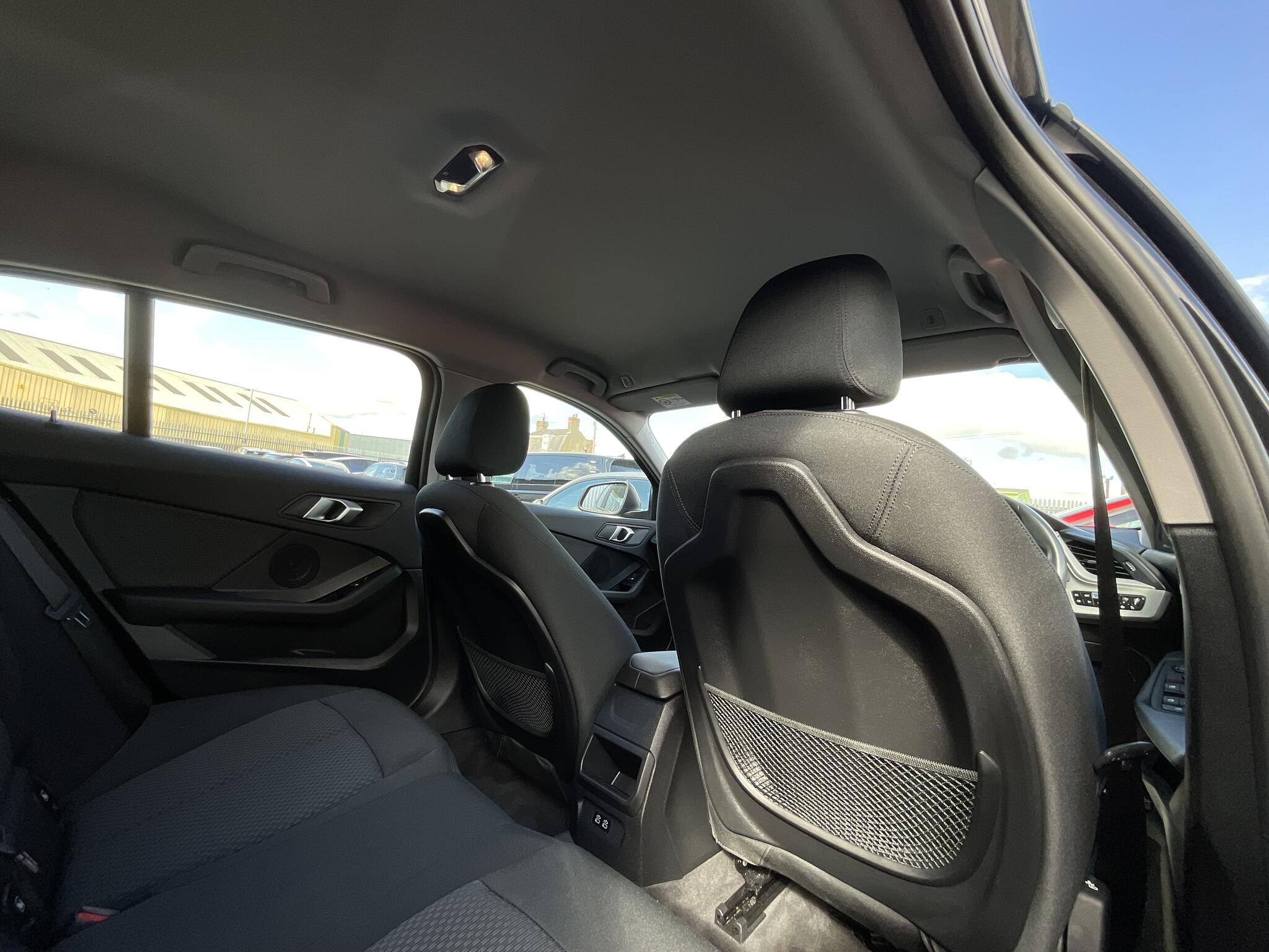 BMW 1 Series view 10