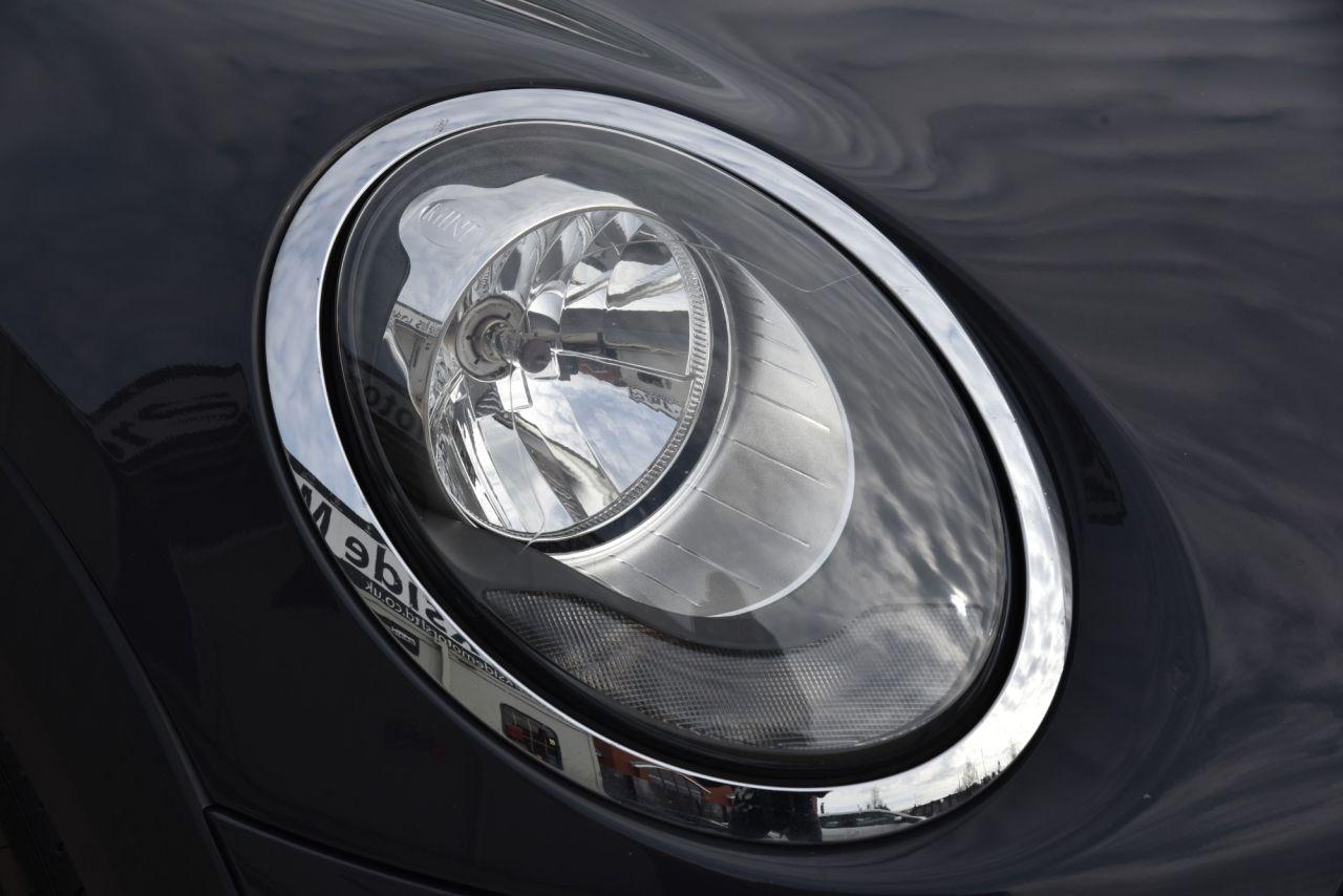 Mini Cooper view 11