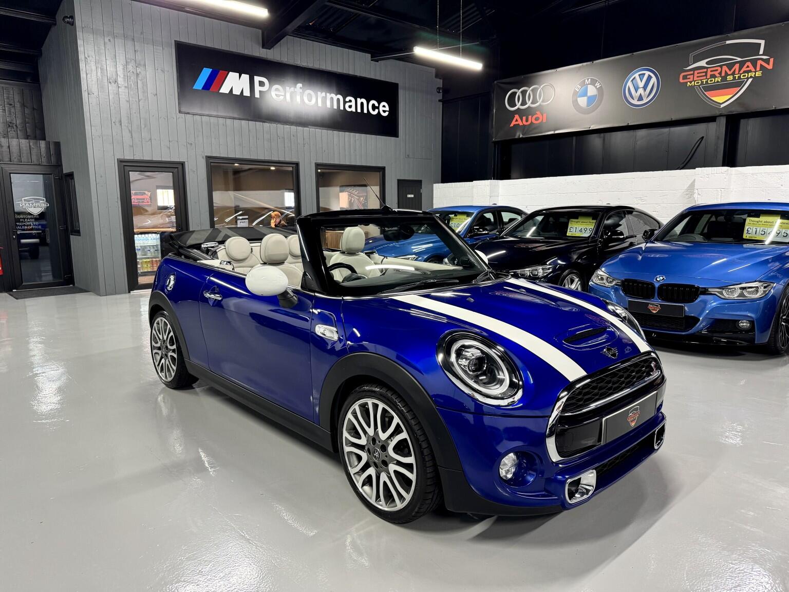 2018 Mini Convertible in Blue for sale