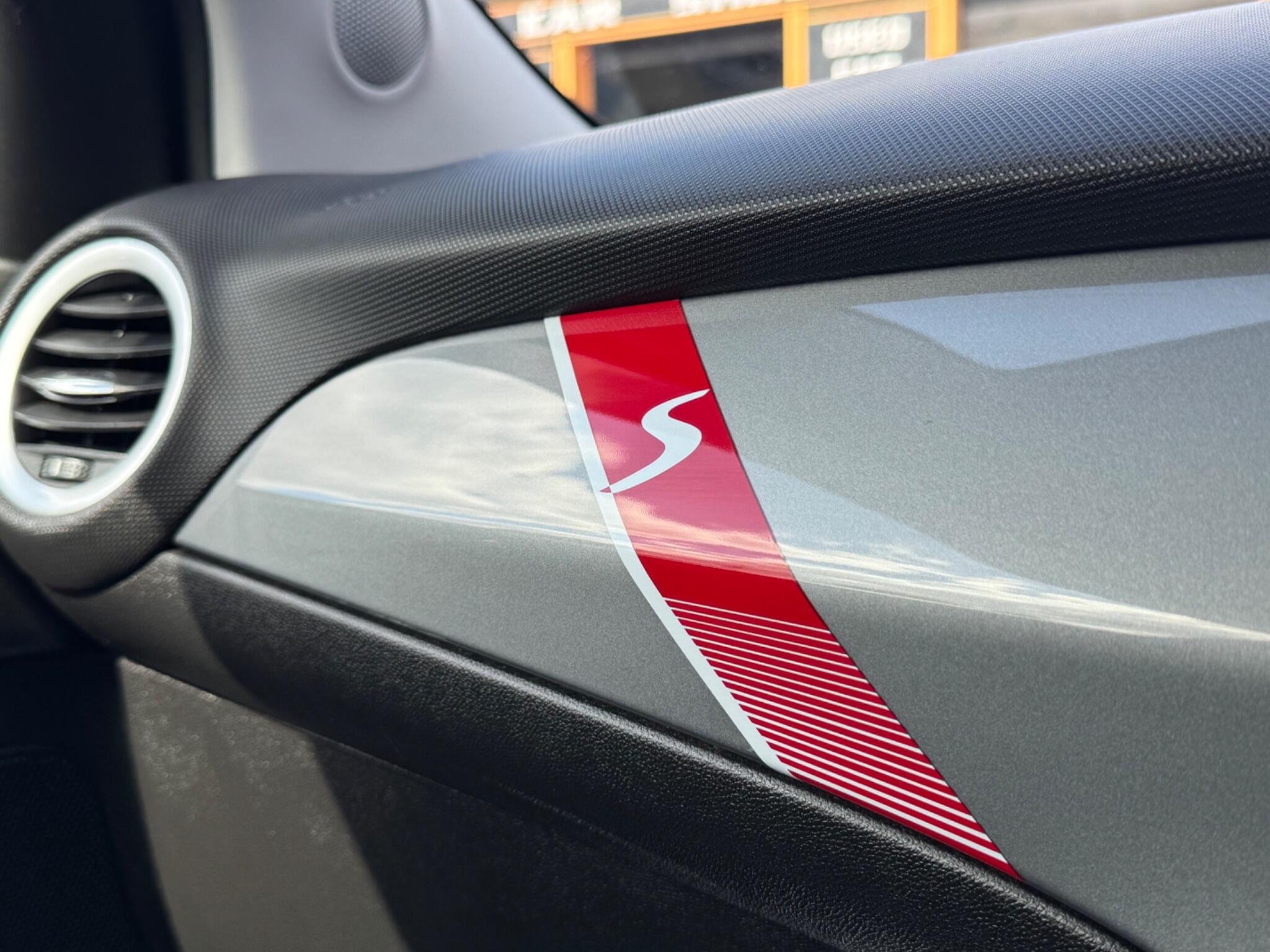 Vauxhall Adam view 25