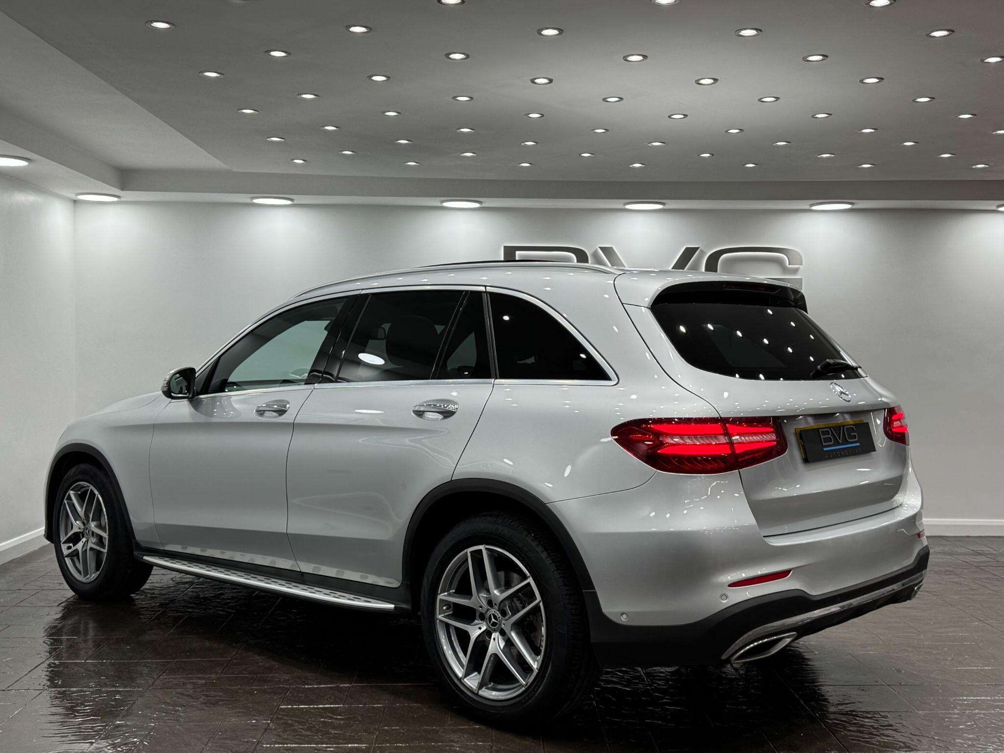 Mercedes-Benz GLC view 9