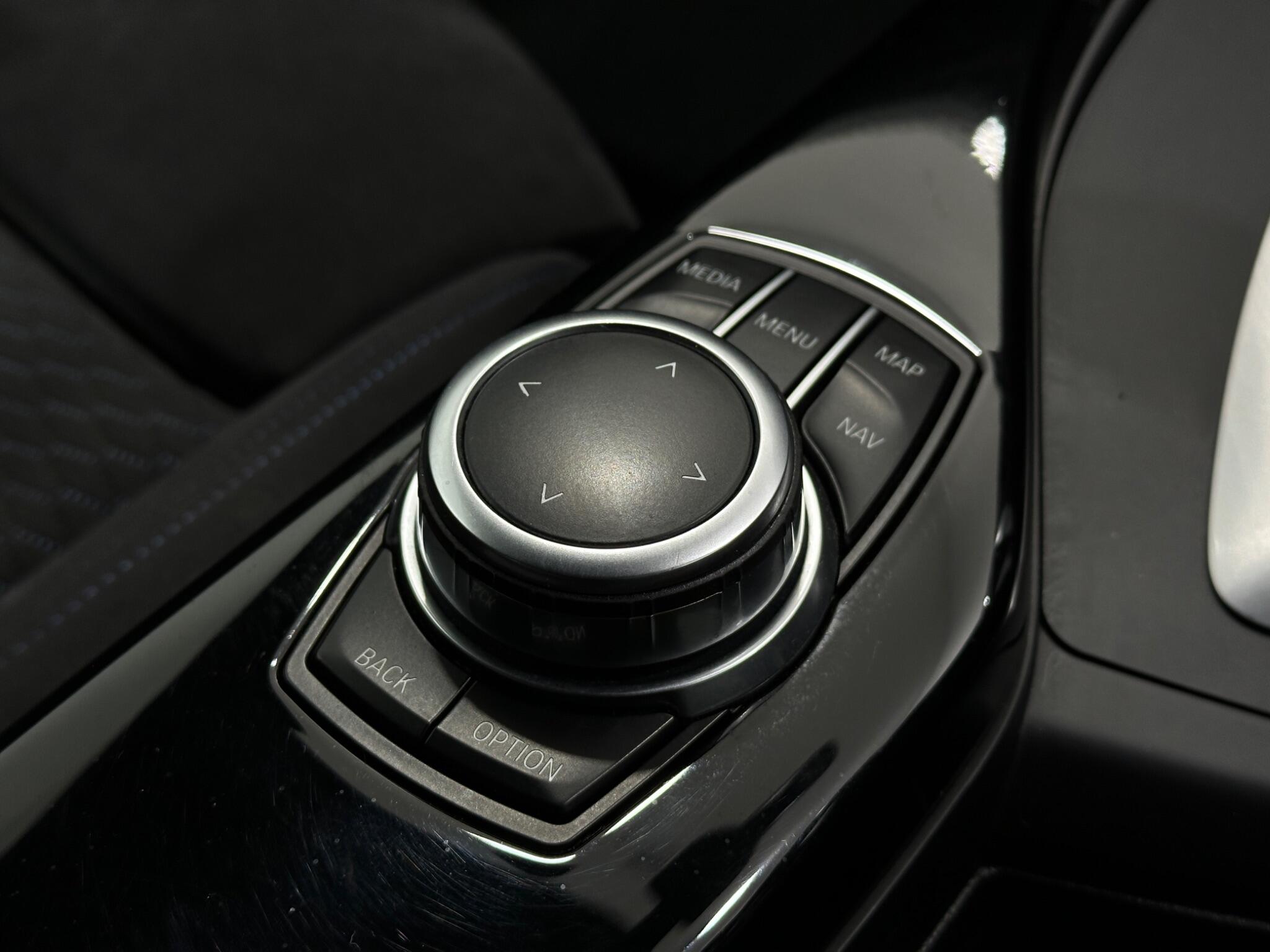 BMW 2 Series view 21