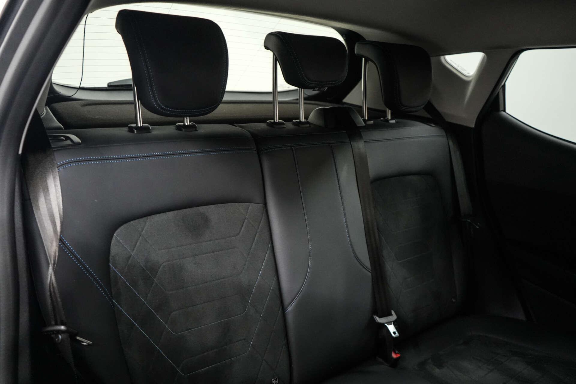 Ford Fiesta view 21