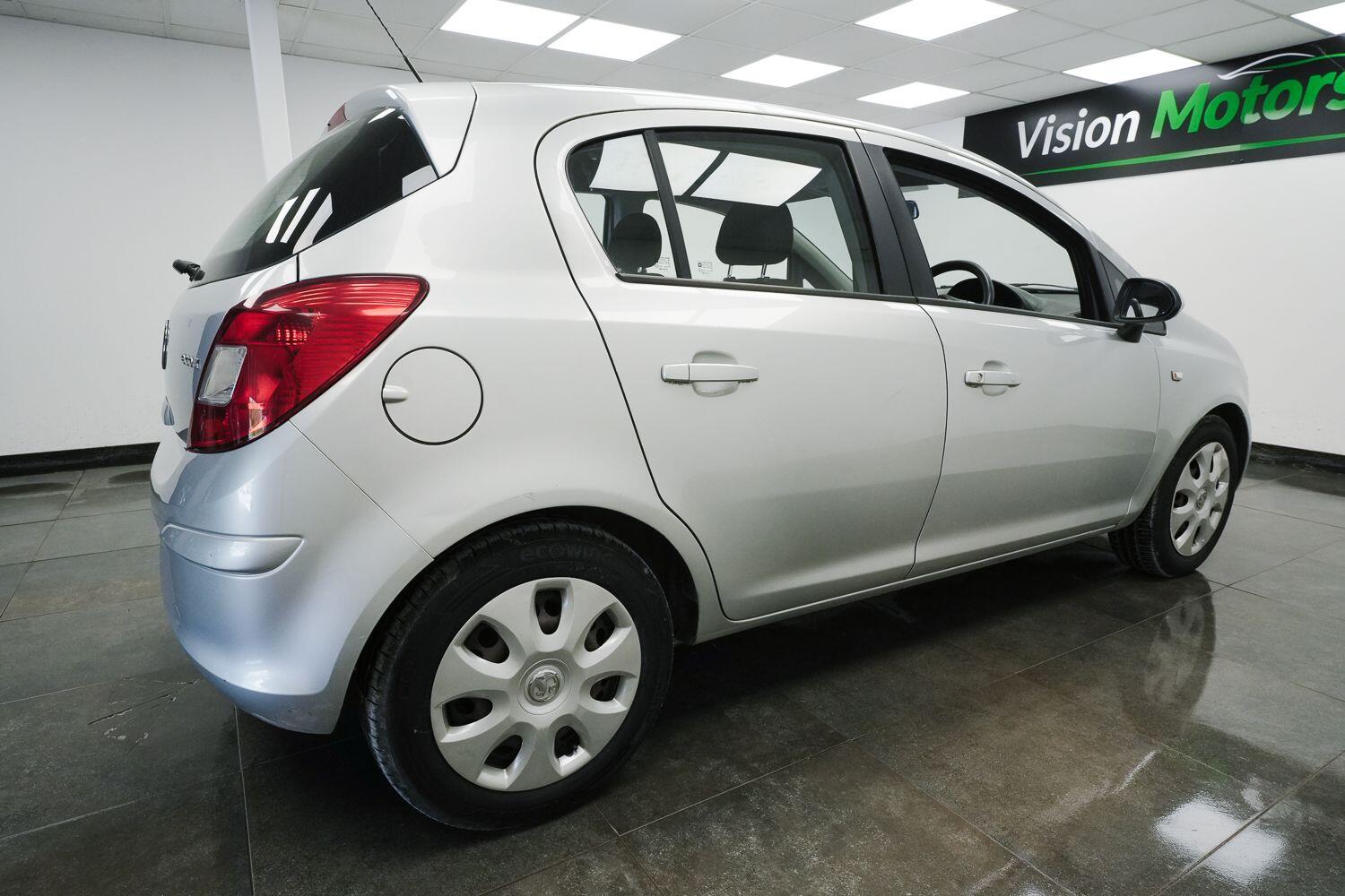 Vauxhall Corsa view 4