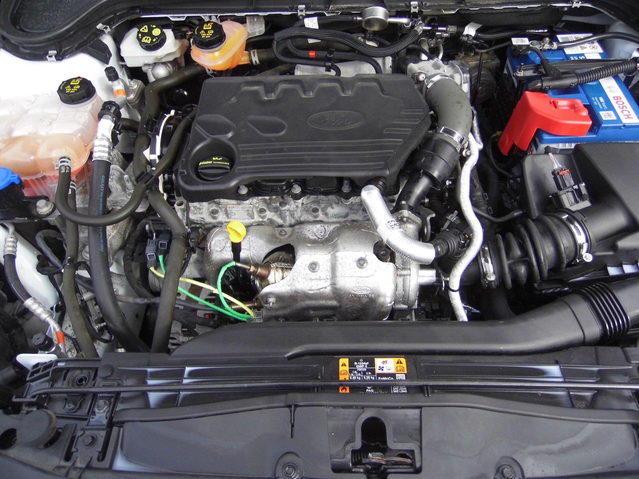 Ford Focus view 18