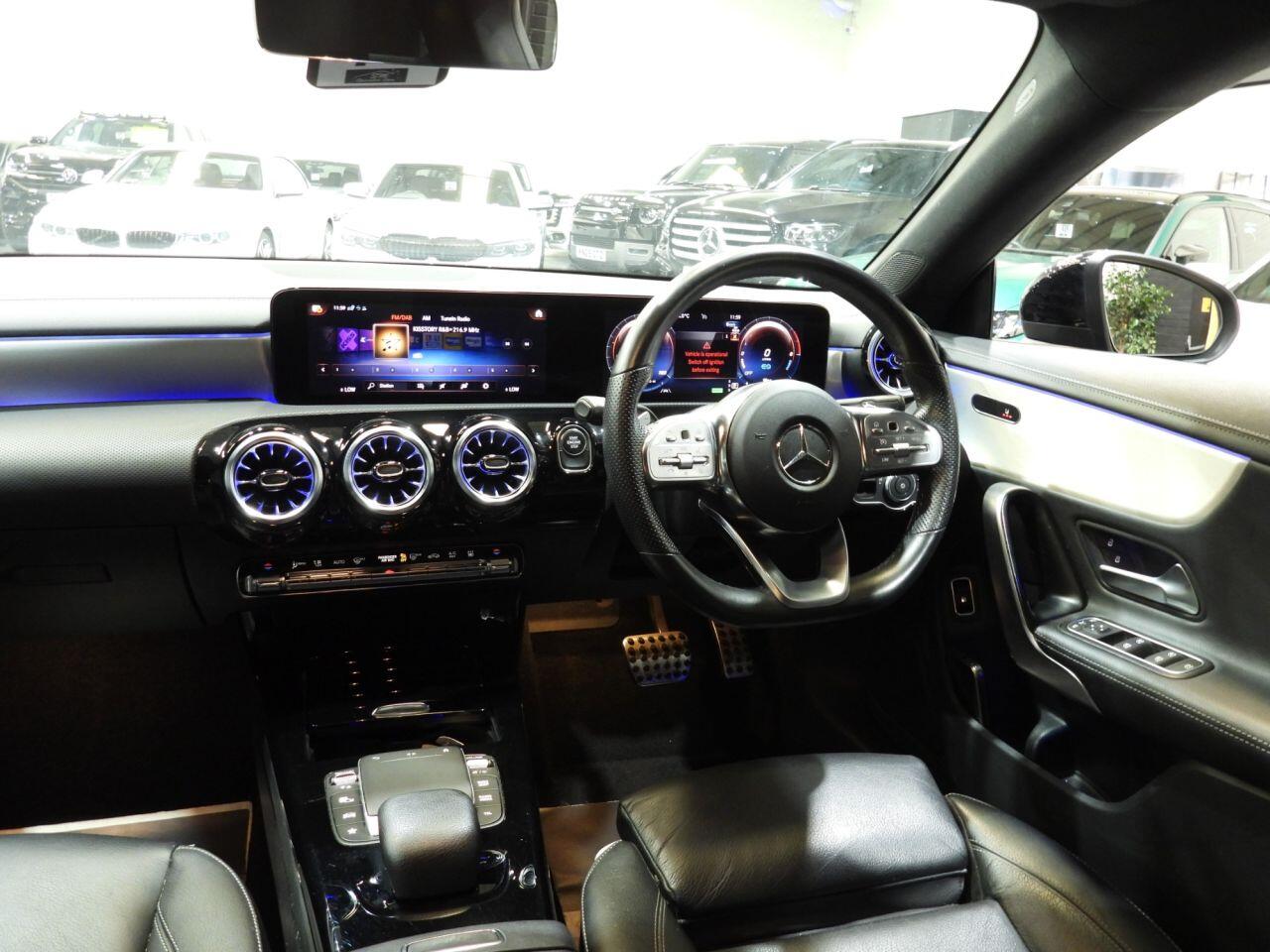 Mercedes-Benz Cla view 26