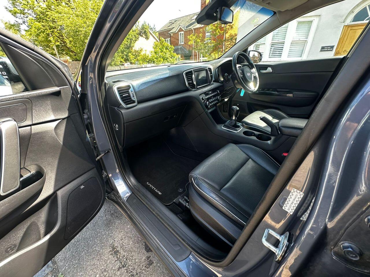 Kia Sportage view 25