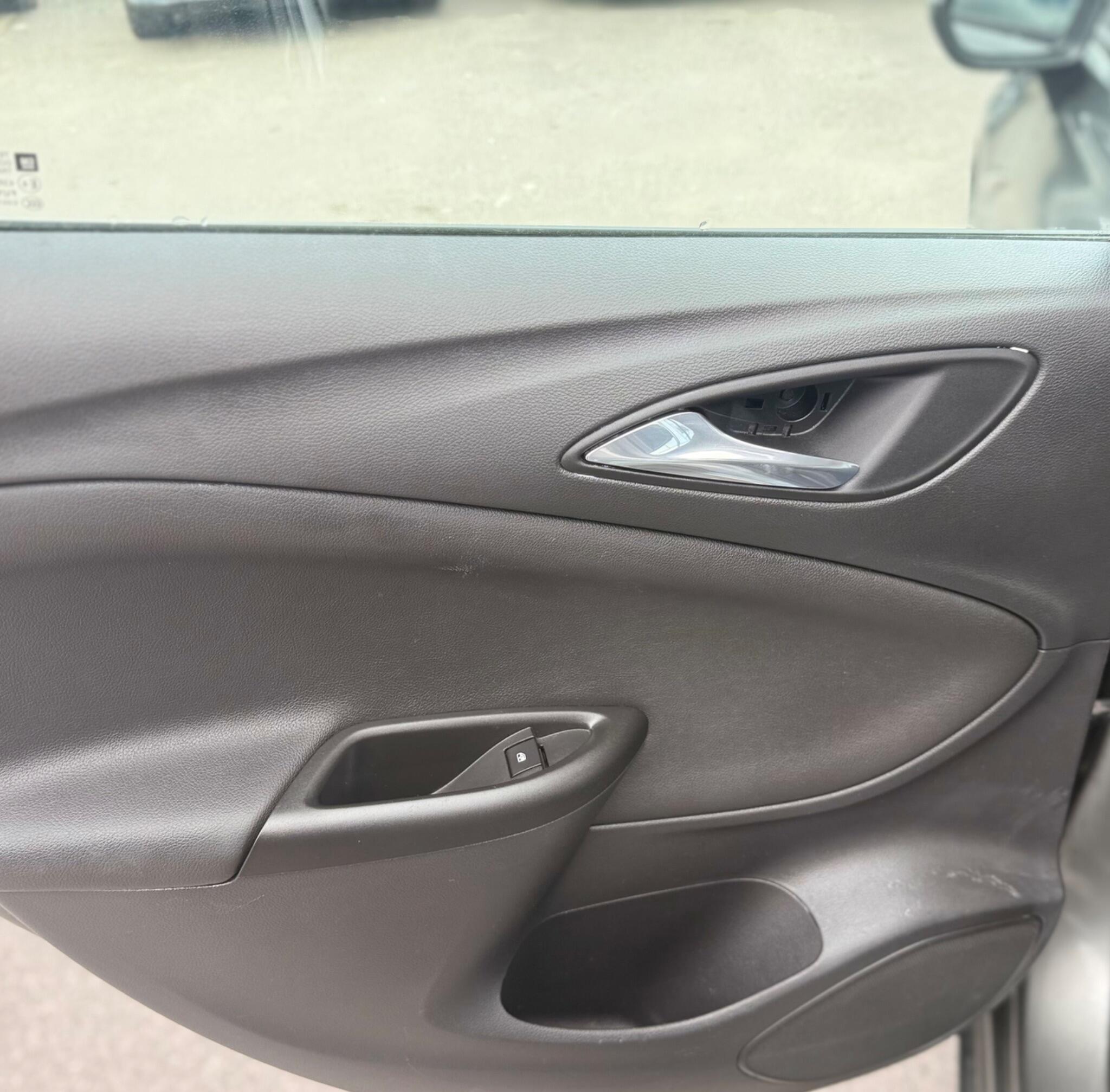 Vauxhall Astra view 31