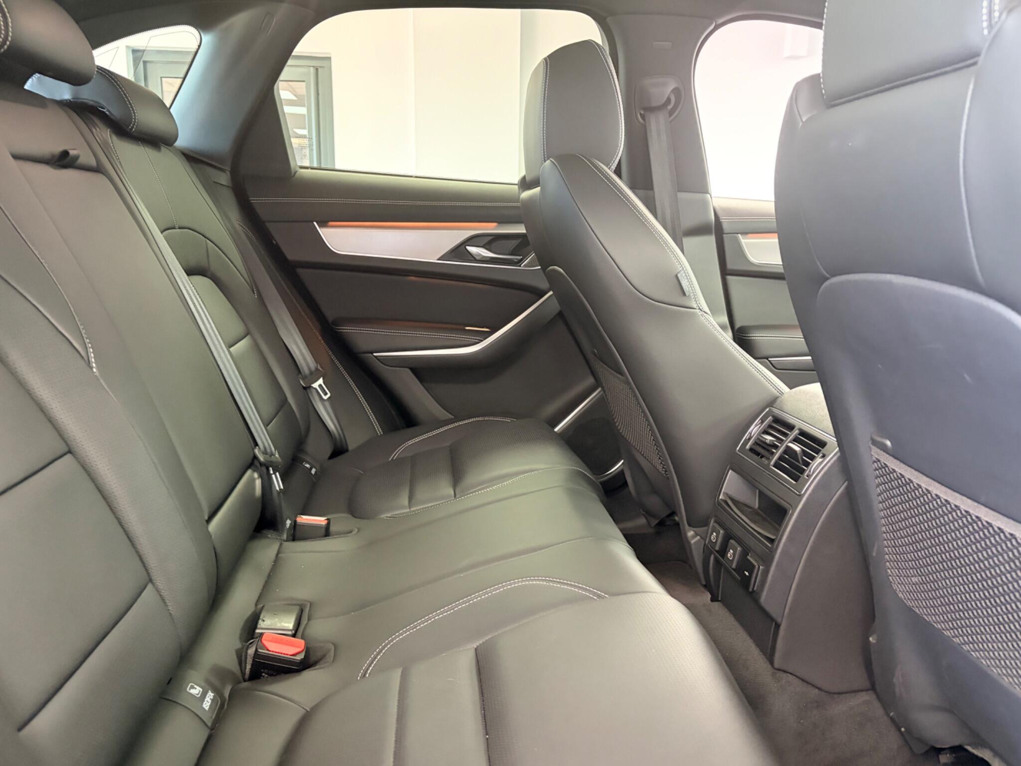 Jaguar F-Pace view 15