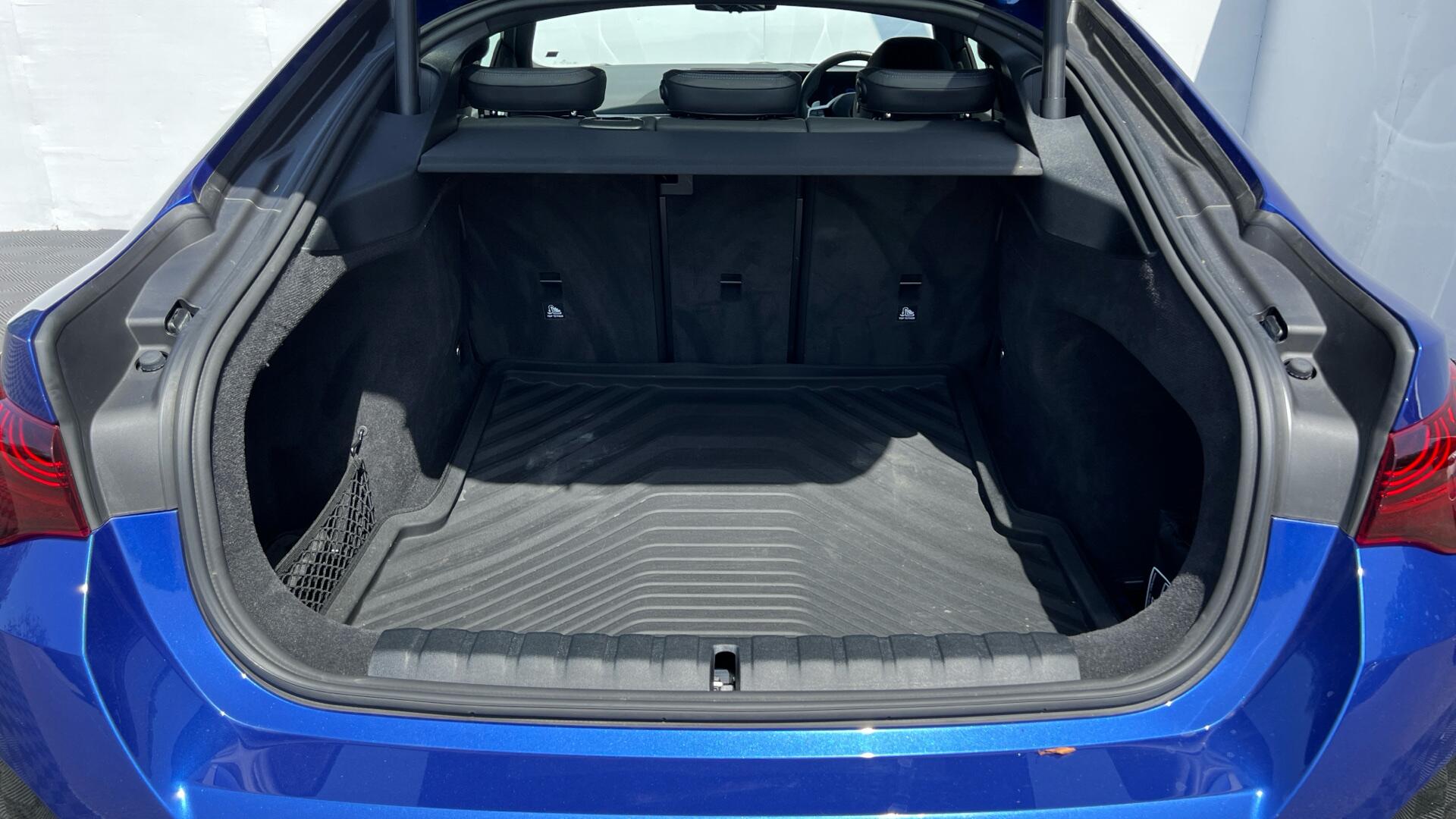 BMW 4 Series view 13