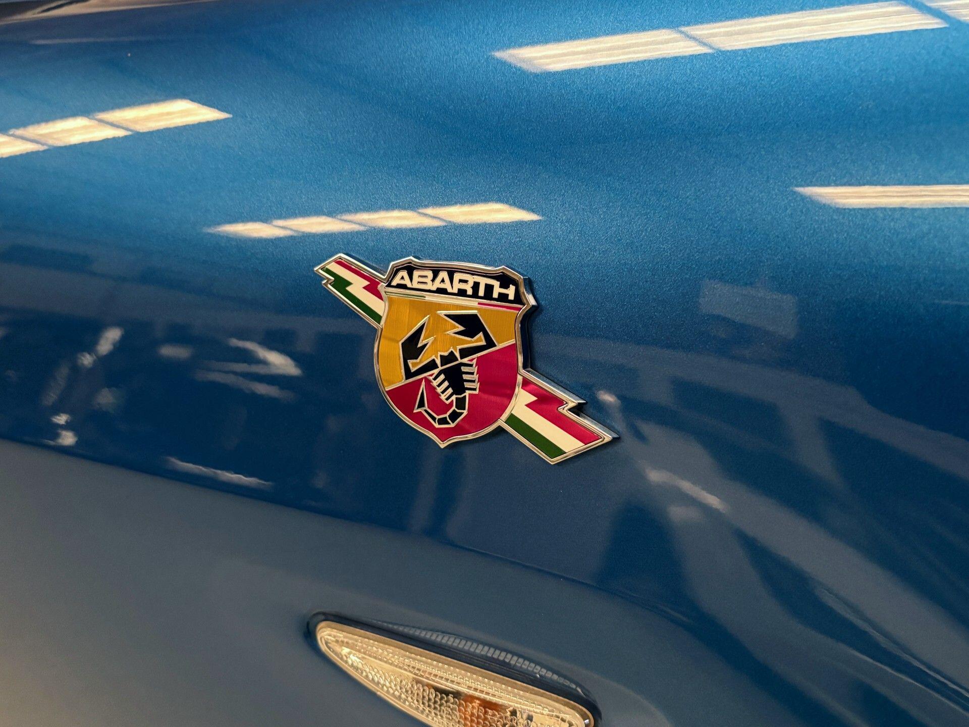 Abarth 124 Spider view 19