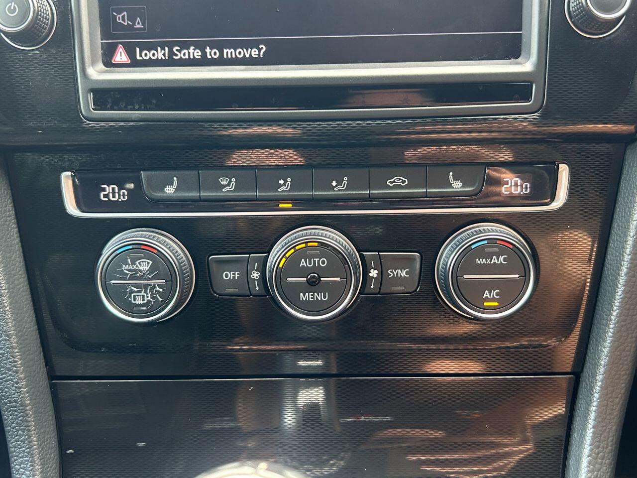 Volkswagen Golf view 23