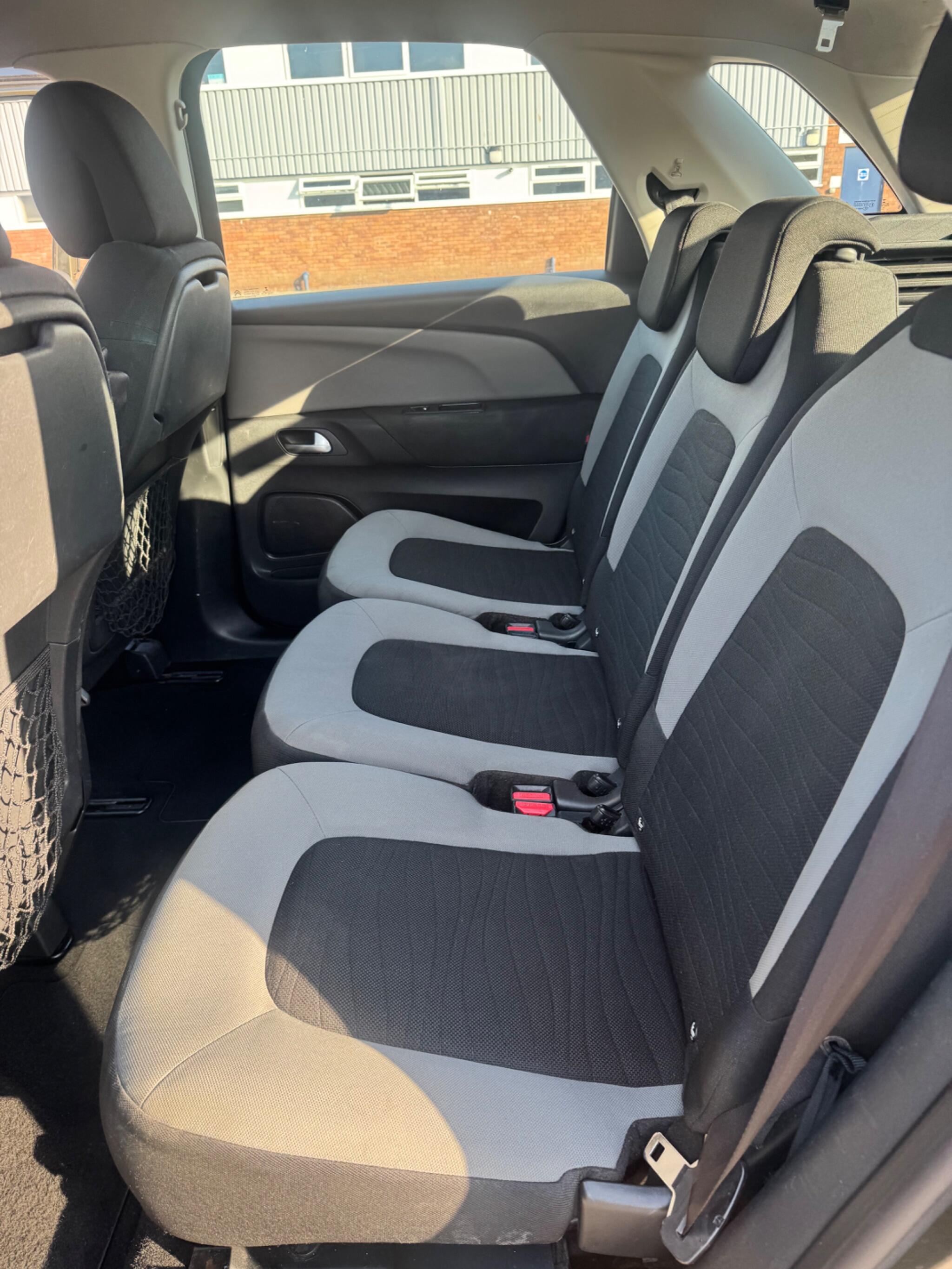 Citroen C4 Picasso view 49