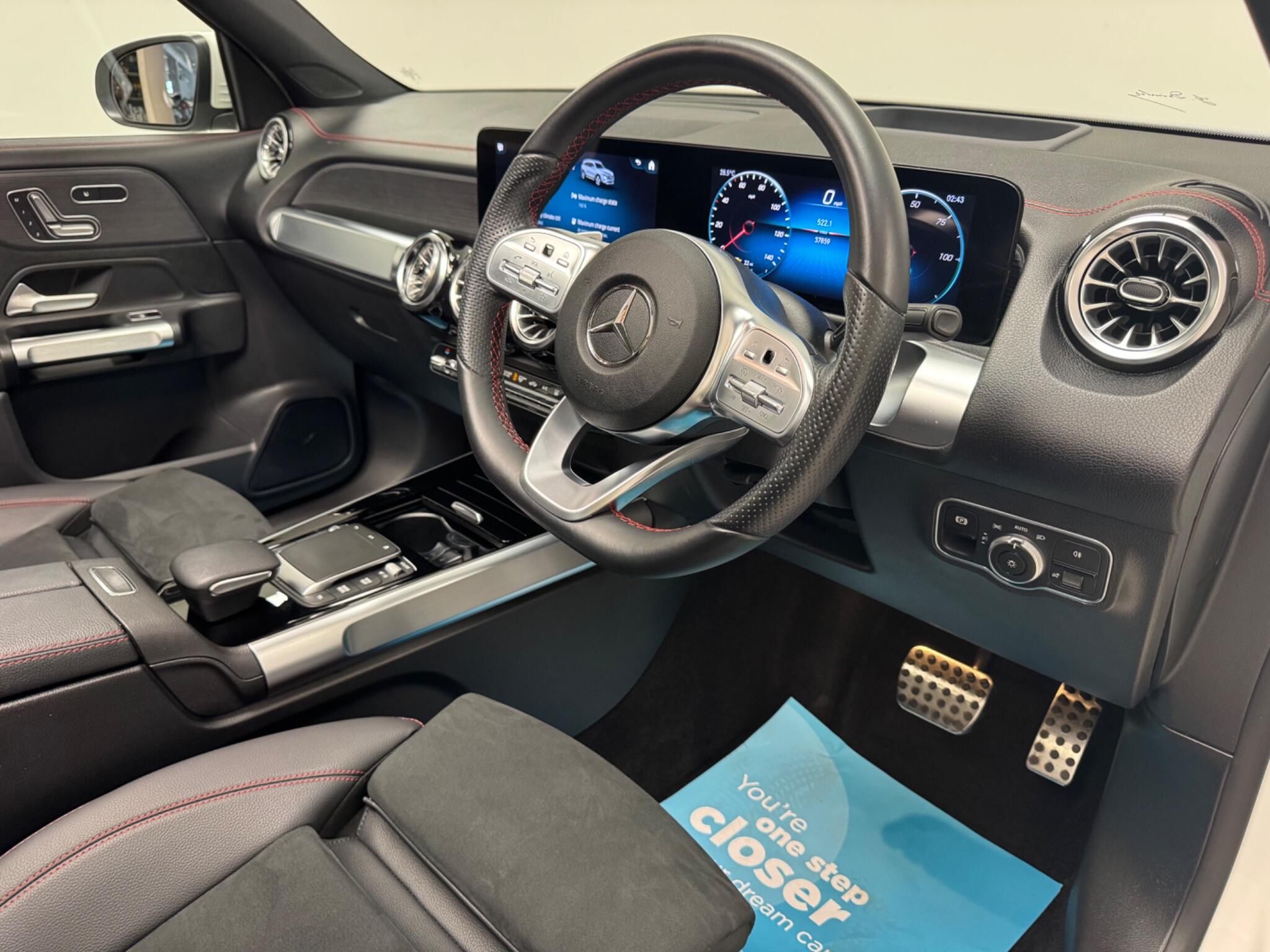 Mercedes-Benz Eqb view 7