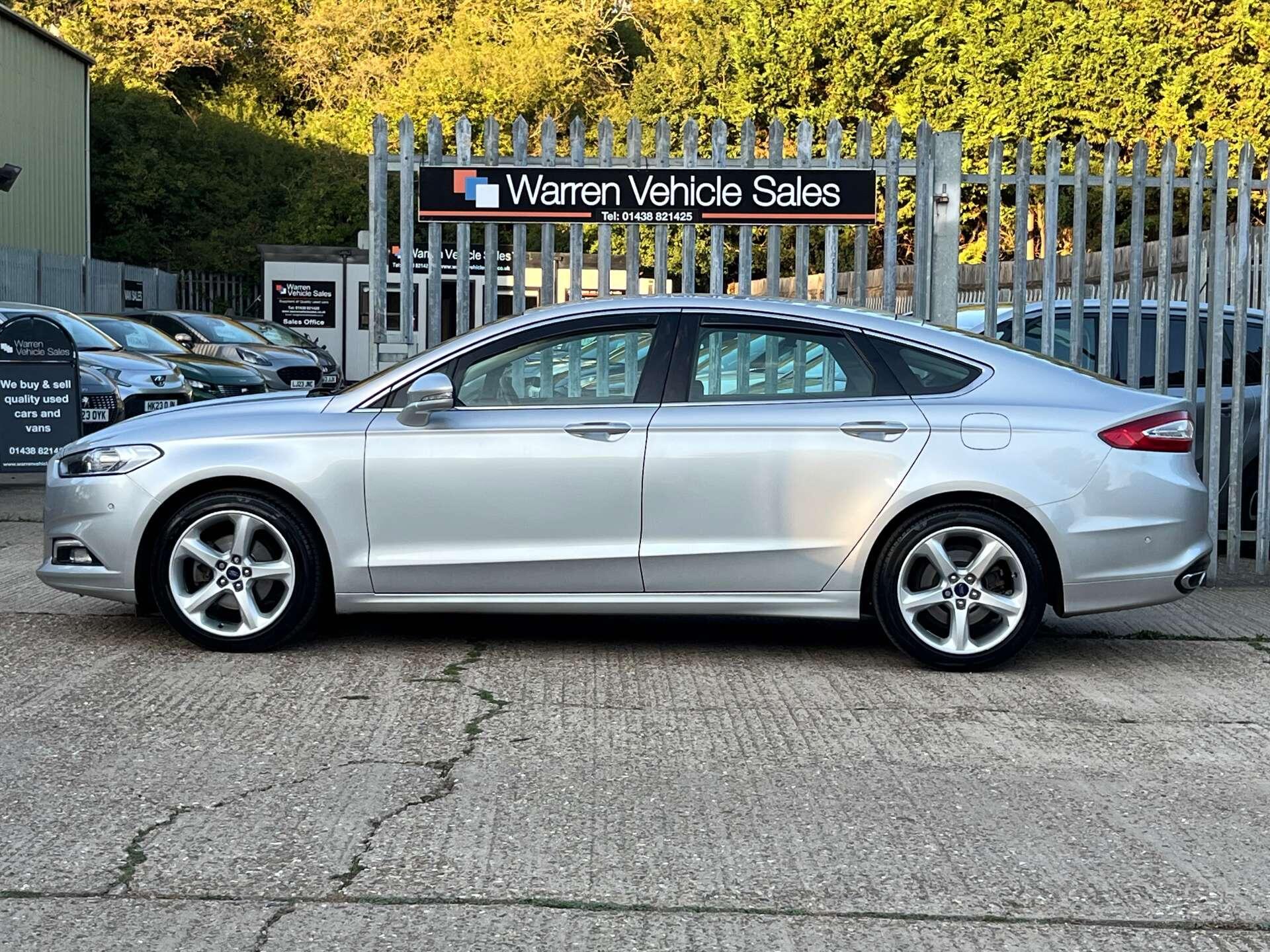 Ford Mondeo view 6