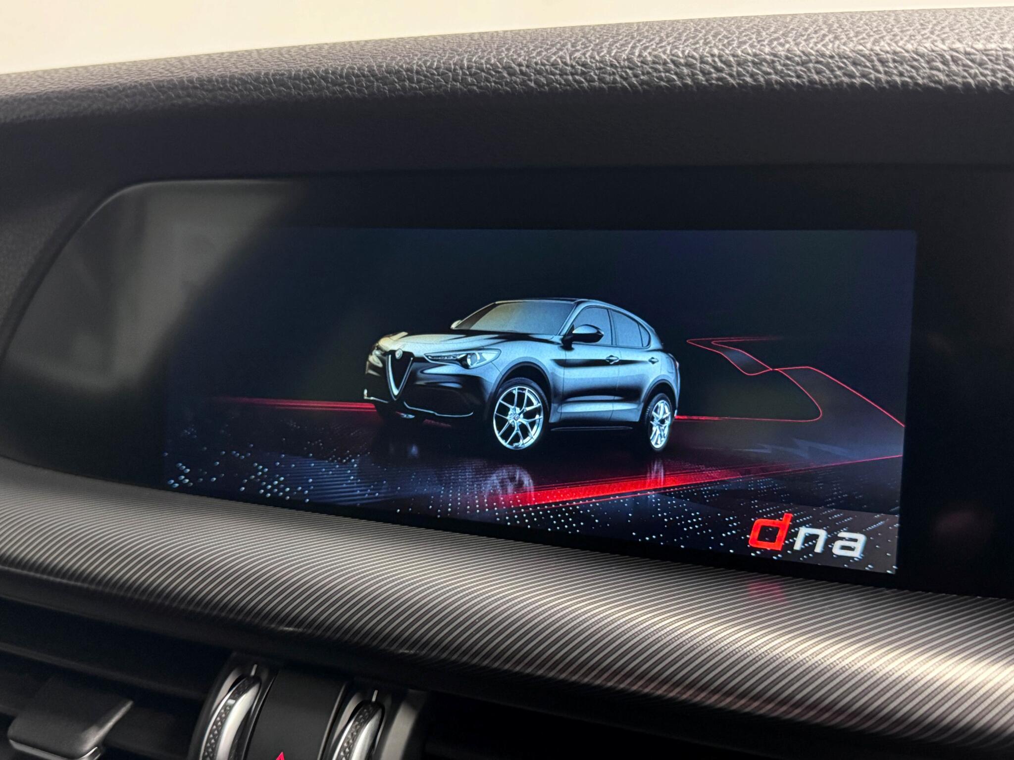 Alfa Romeo Stelvio view 49