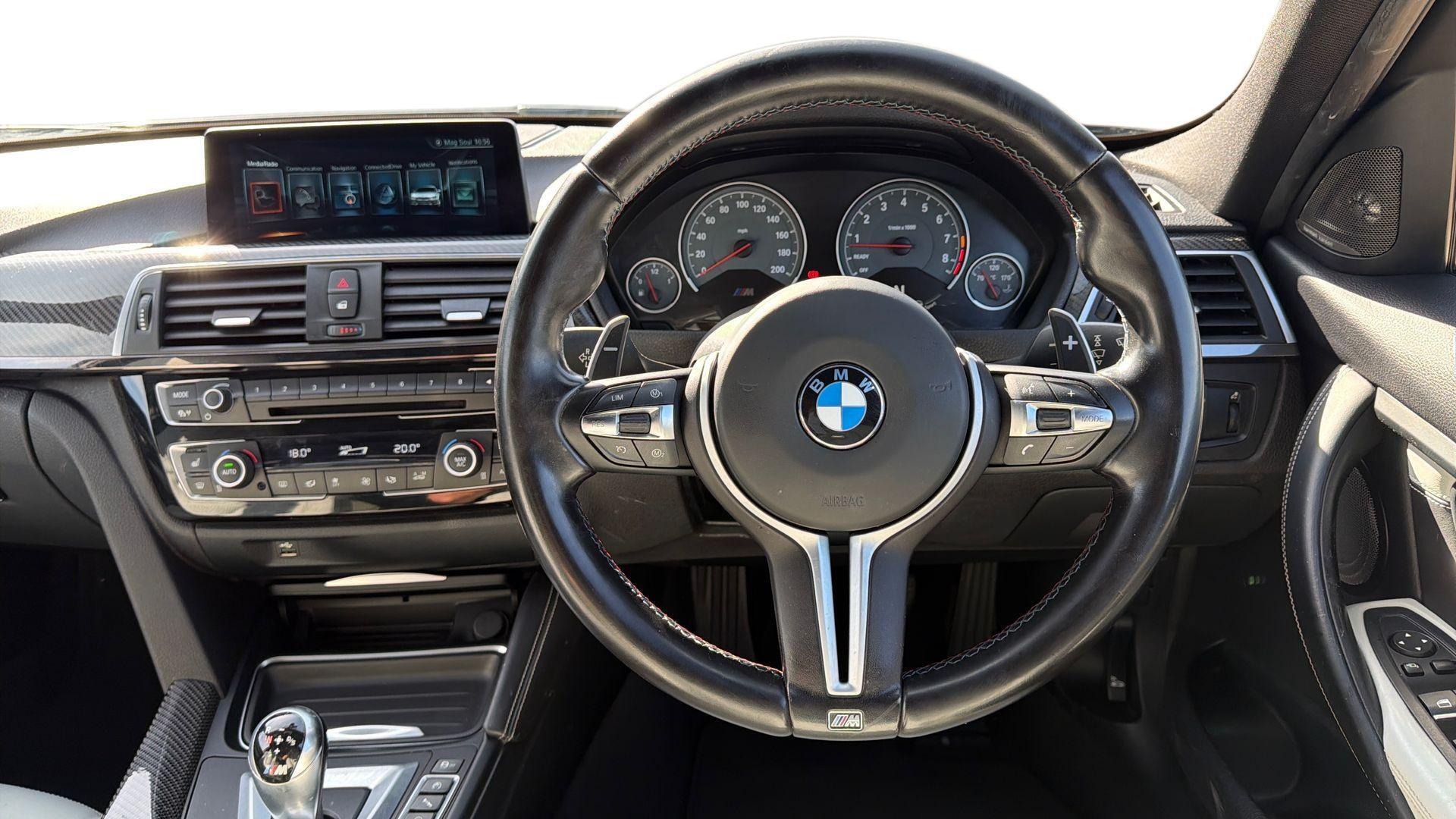 BMW M3 view 5