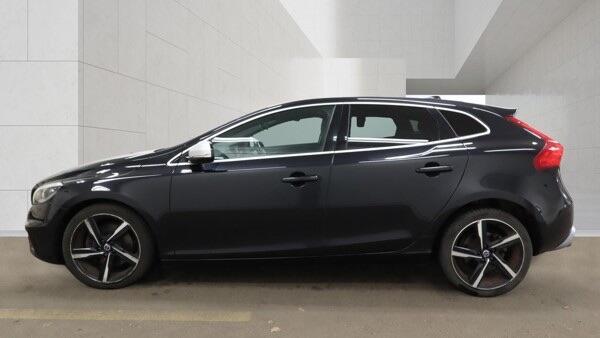 Volvo V40 view 7