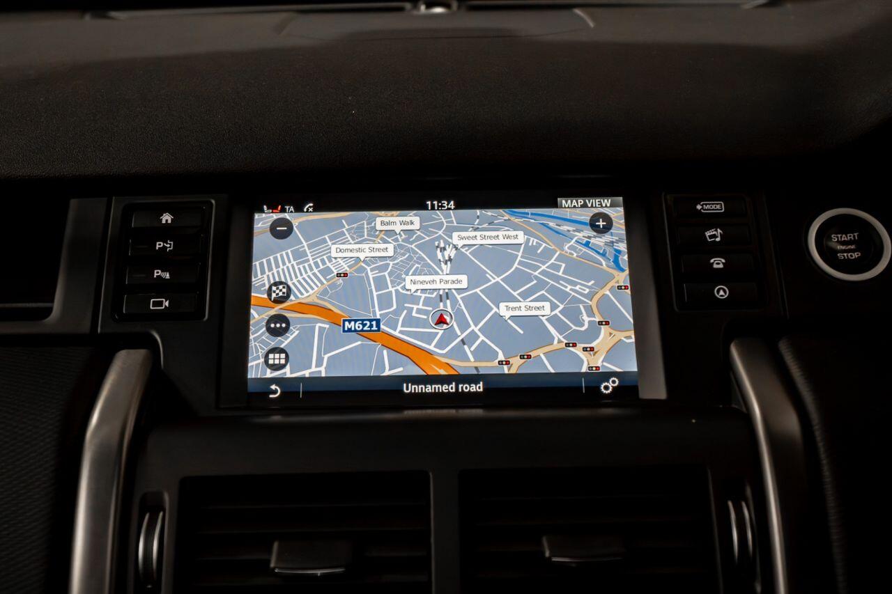 Land Rover Discovery Sport view 38