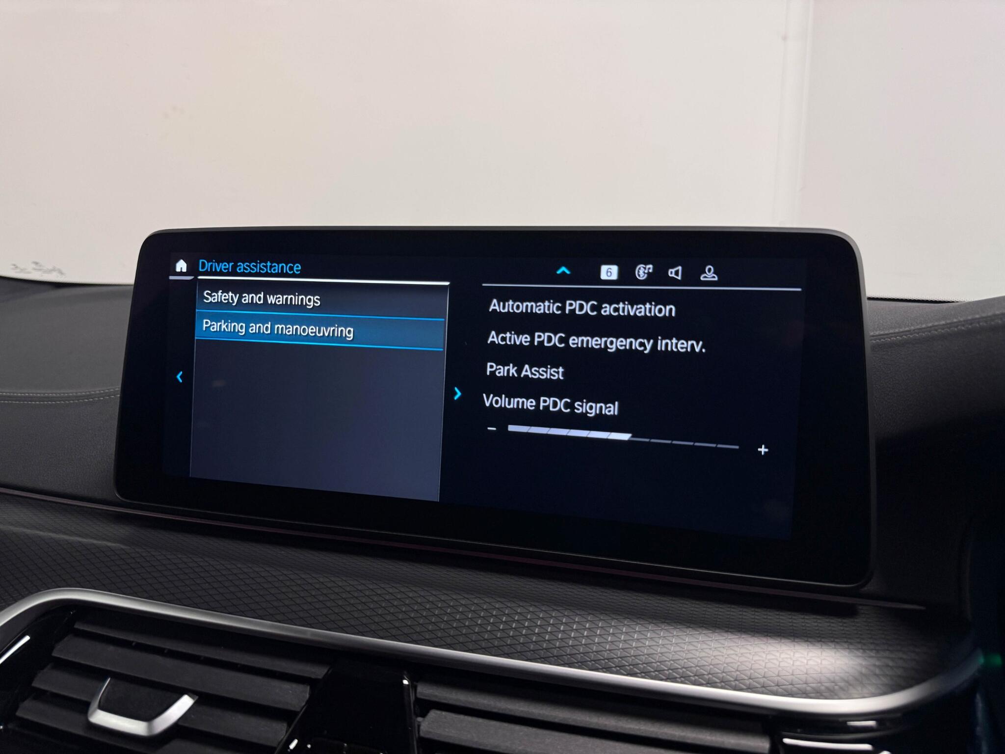BMW 5 Series view 50