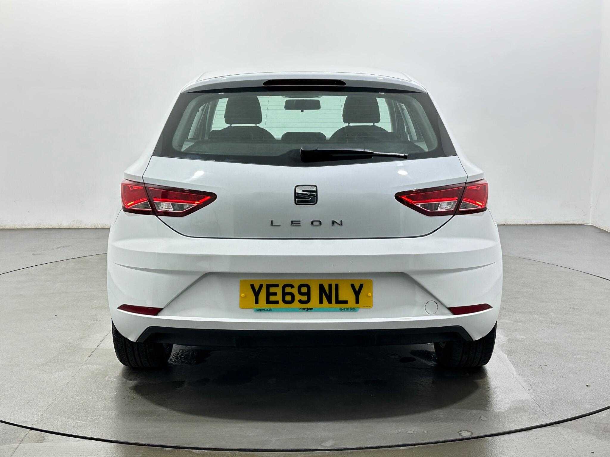 Seat Leon view 7