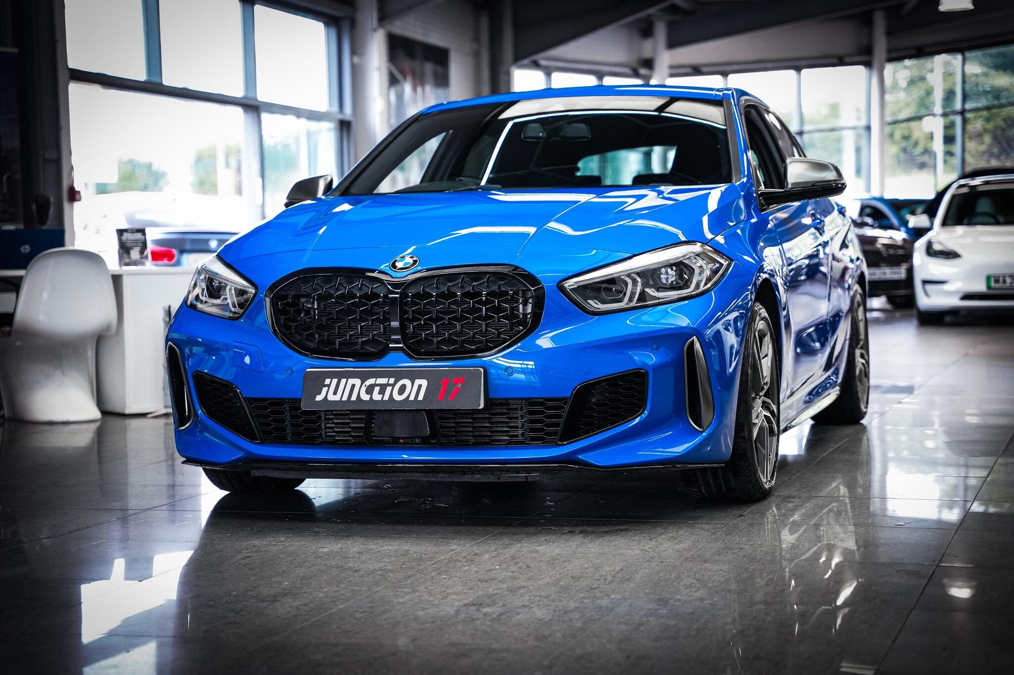 BMW 1 Series view 12