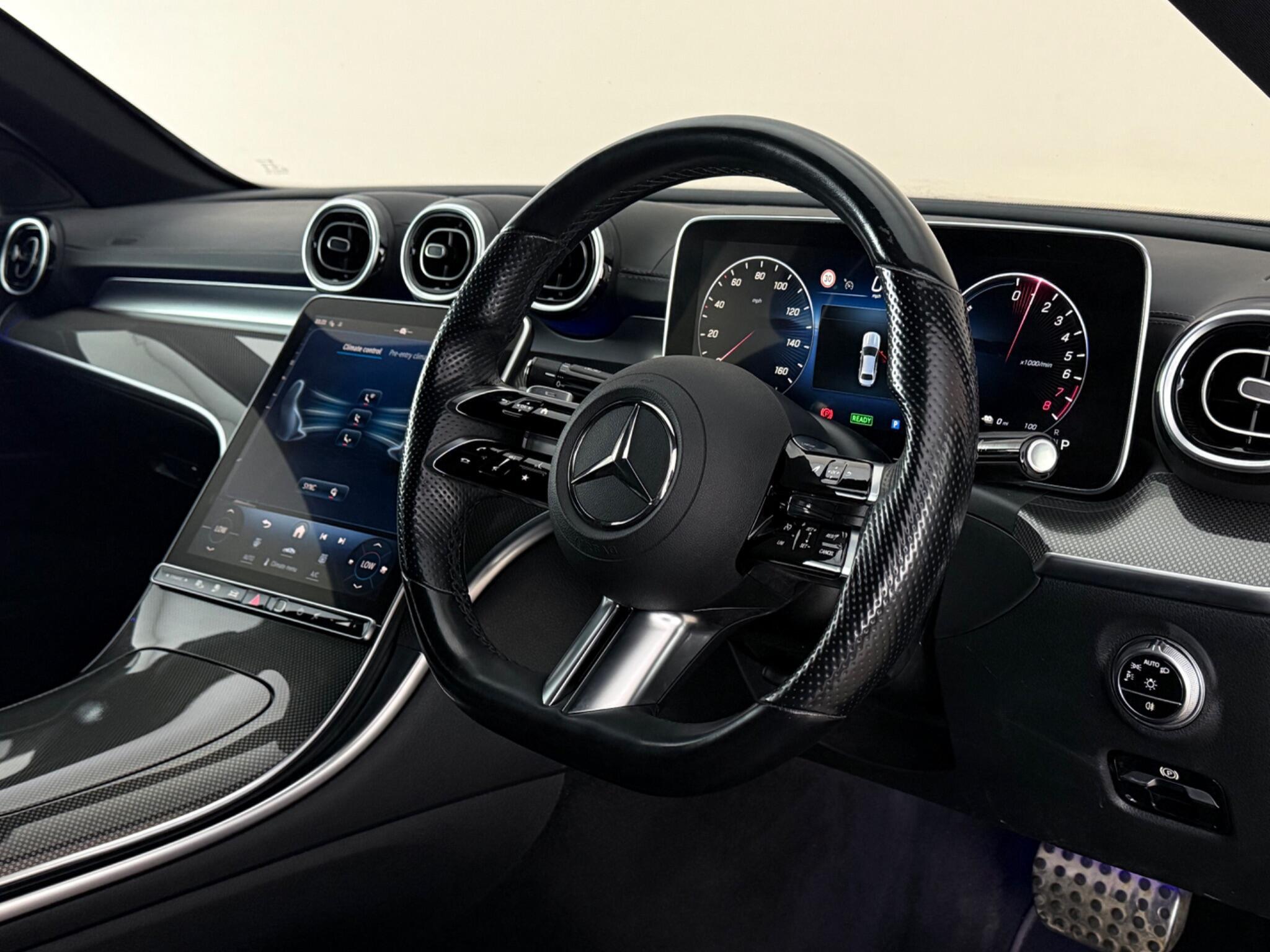 Mercedes-Benz C-Class view 3