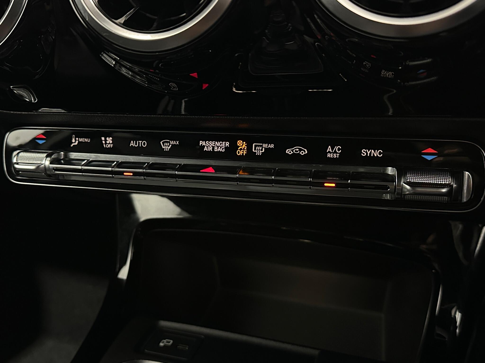 Mercedes-Benz A-Class view 22