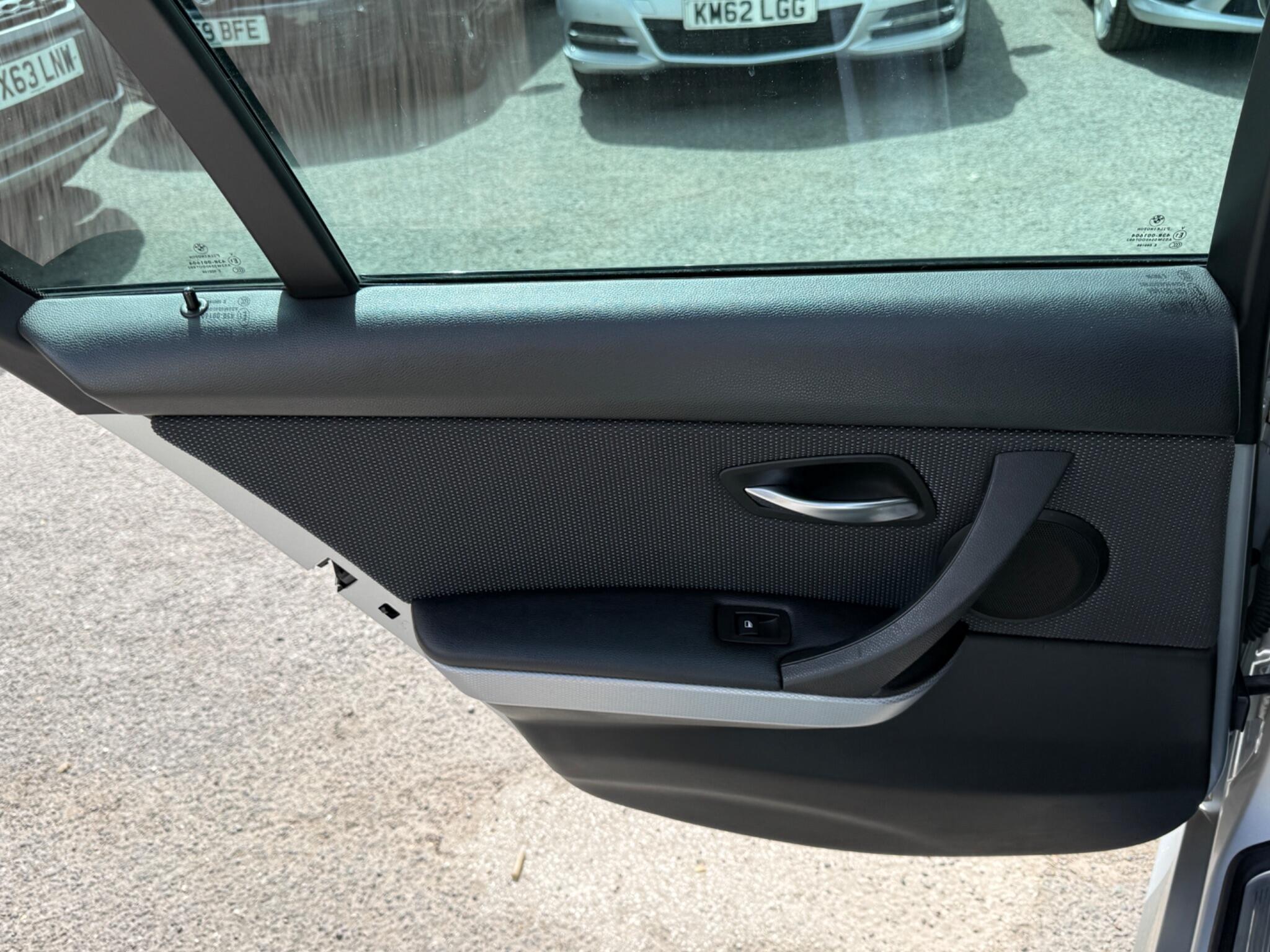 BMW 3 Series - Image 56
