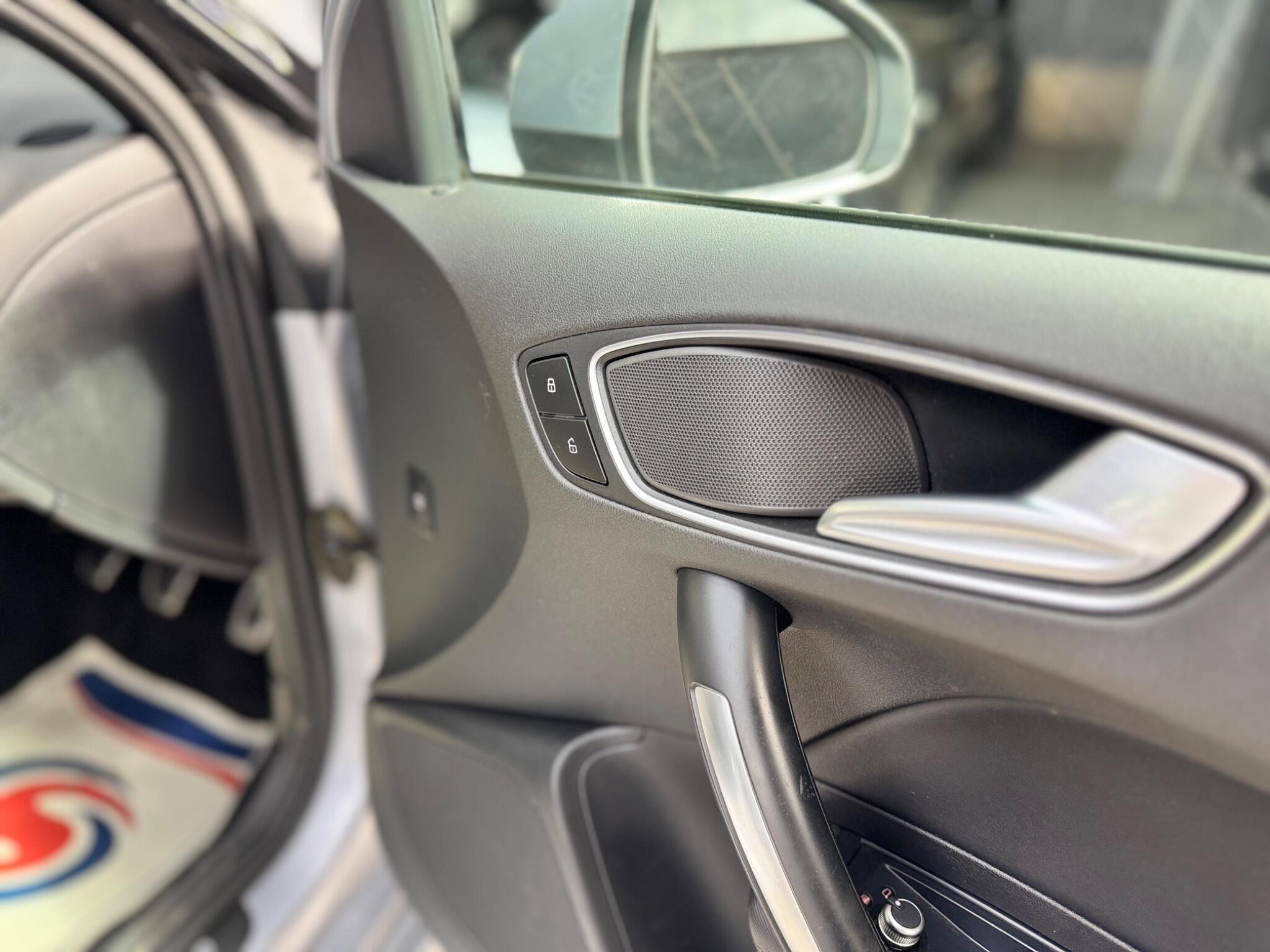 Audi A1 view 34