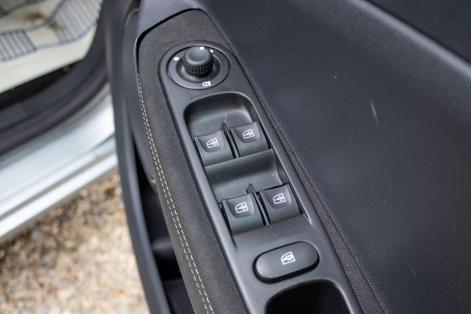 Renault Zoe view 34