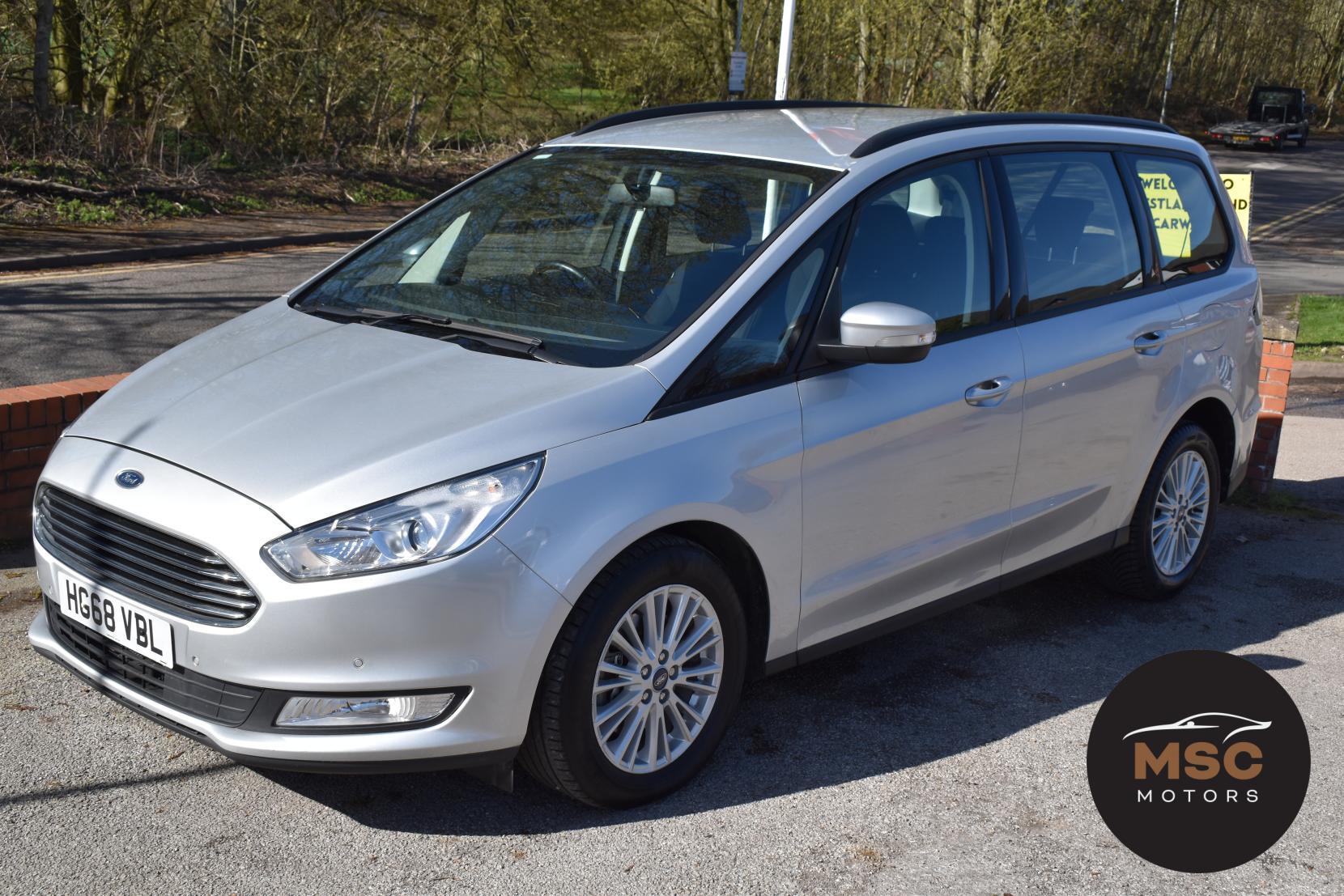 Ford Galaxy view 7