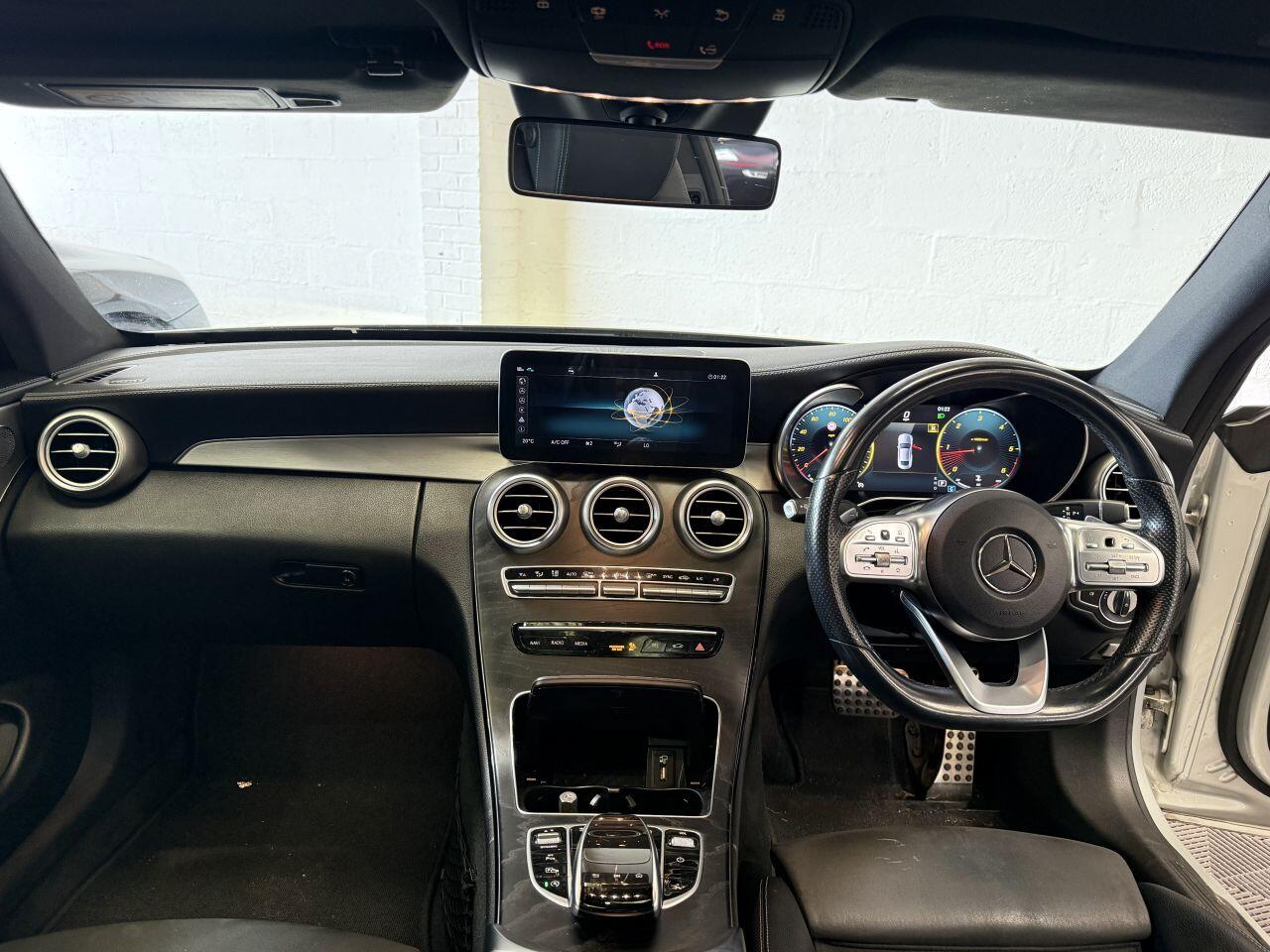 Mercedes-Benz C Class view 34