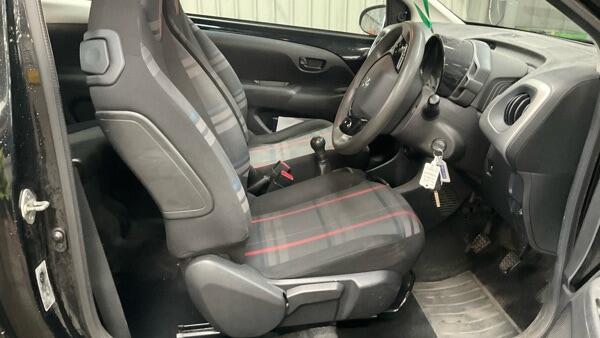 Peugeot 108 view 9