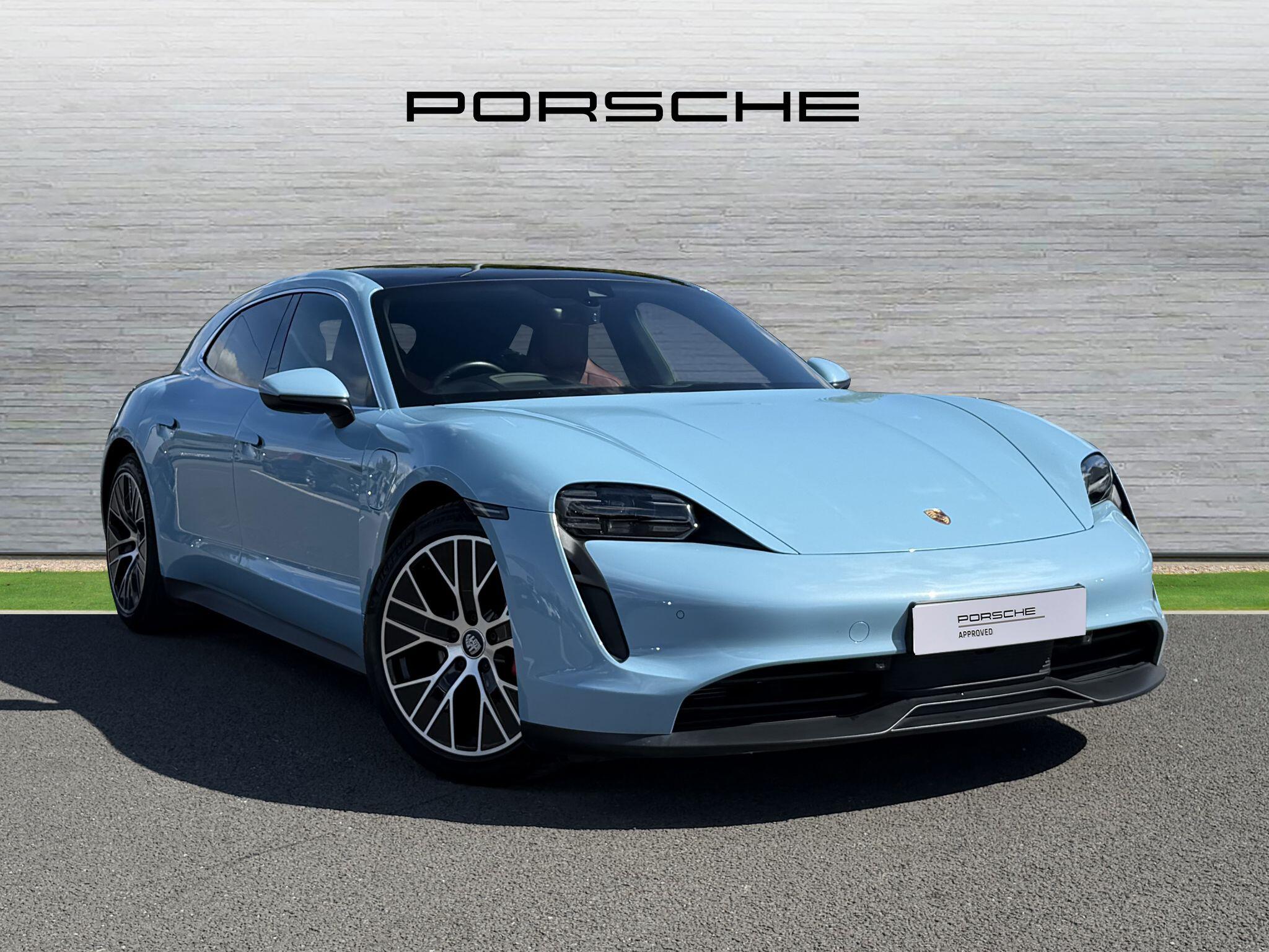 Porsche Taycan view 31