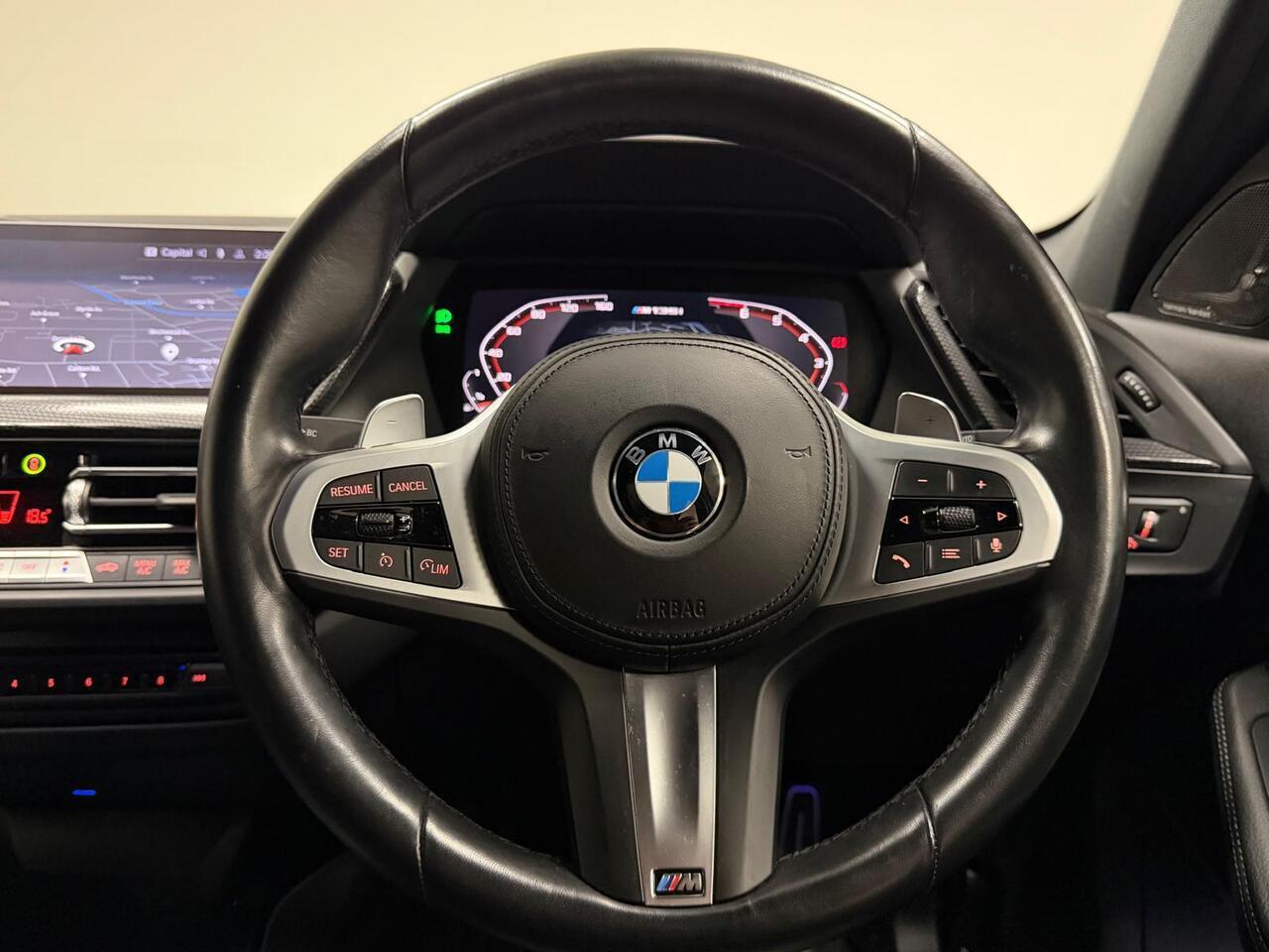 BMW 1 Series view 20