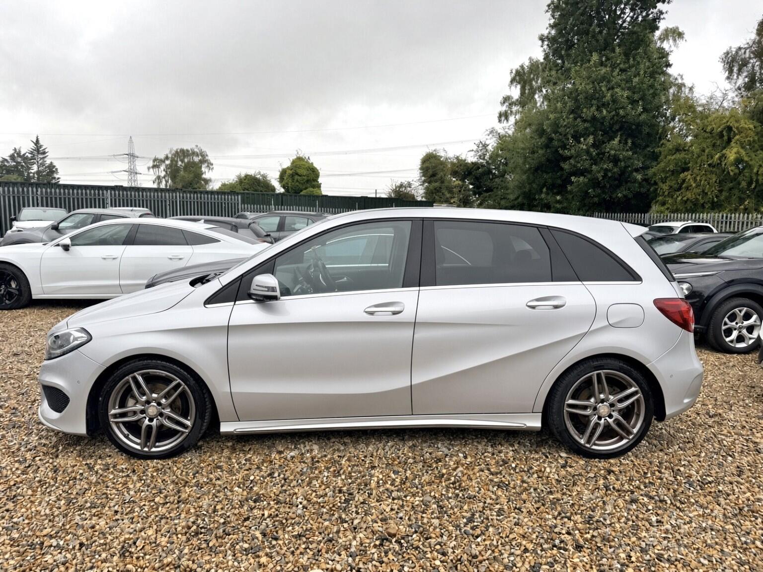 Mercedes-Benz B-Class view 5