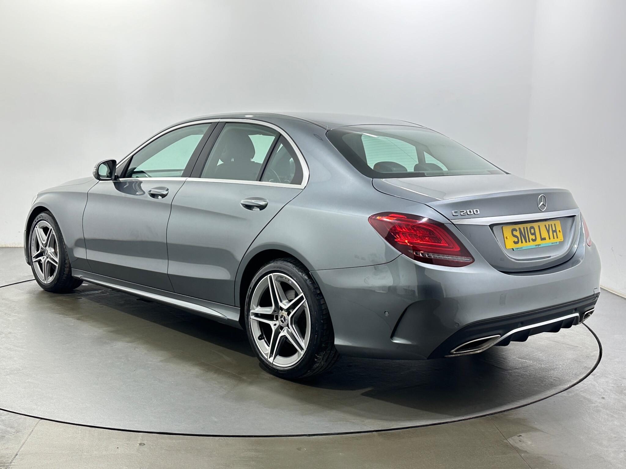 Mercedes-Benz C-Class view 6
