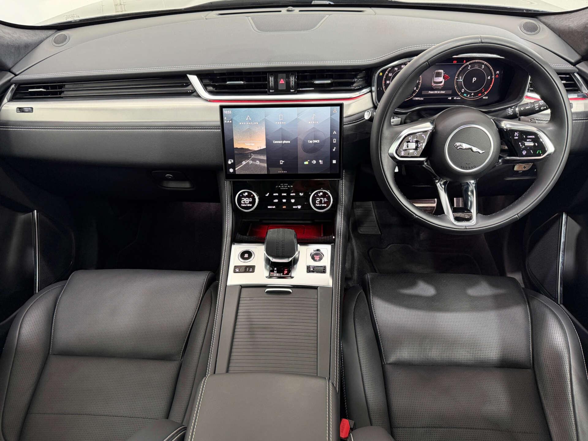 Jaguar F-Pace view 19