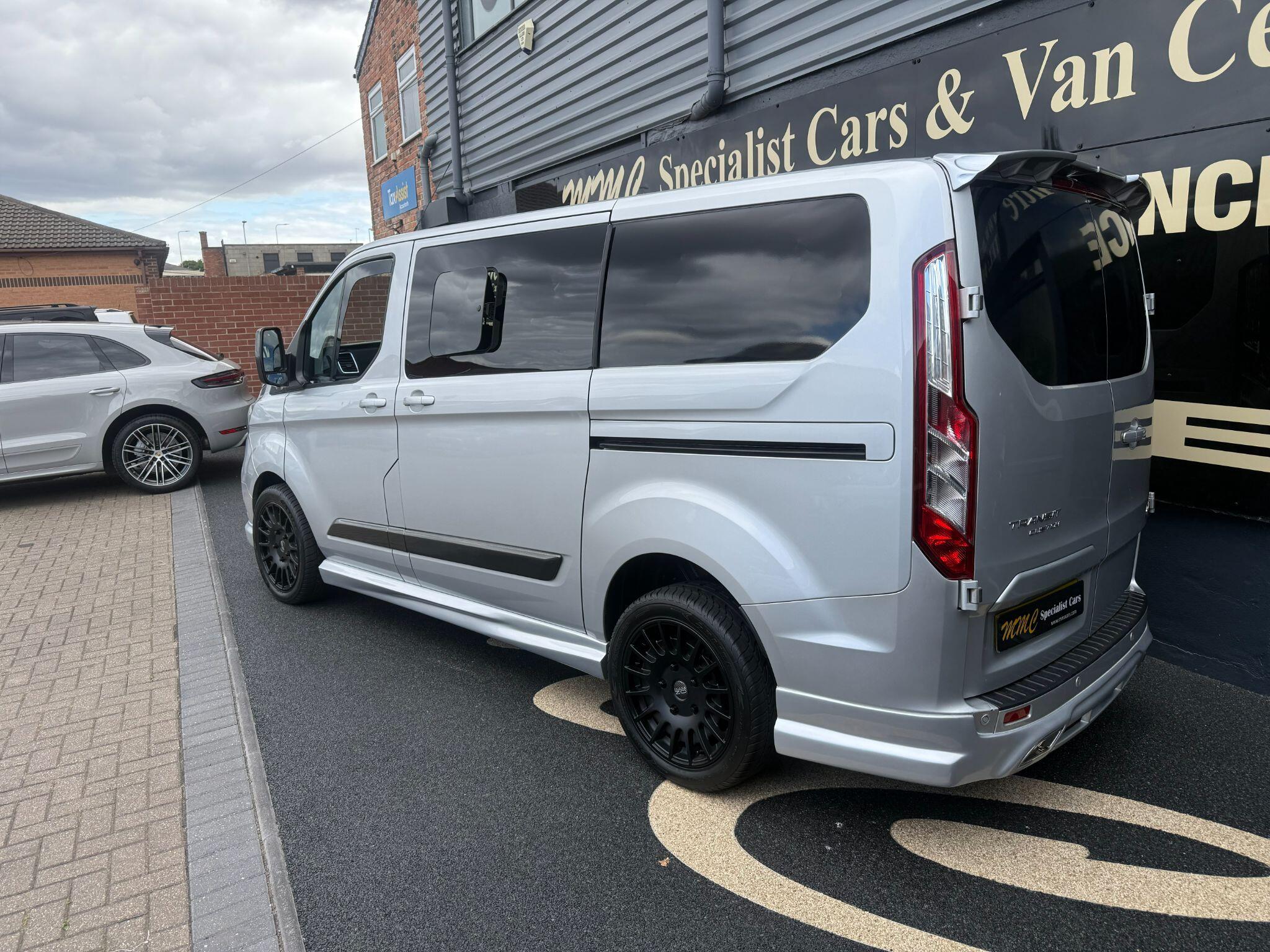 Ford Transit Custom view 6